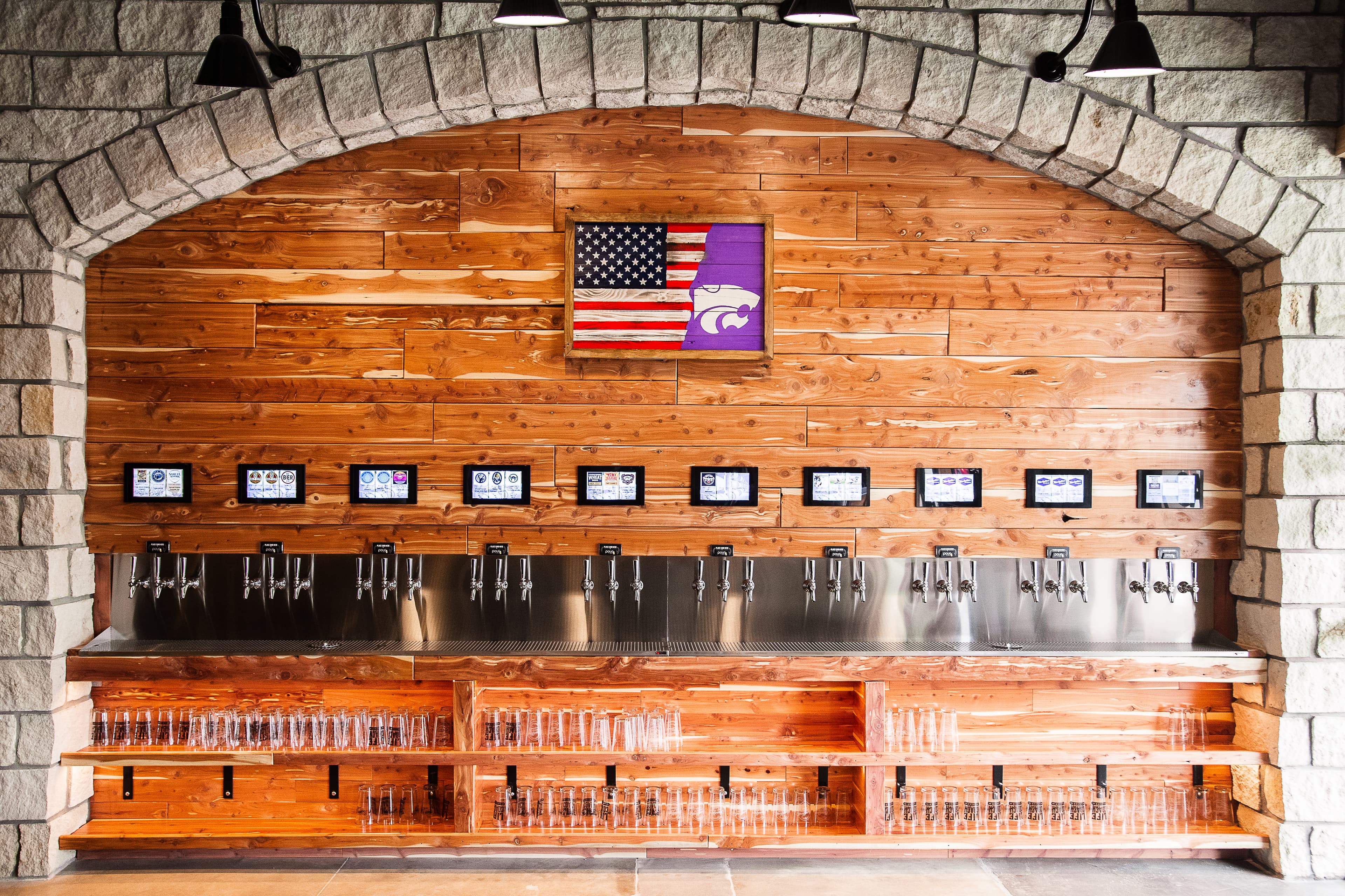 GOOLSBY’S - Image 2