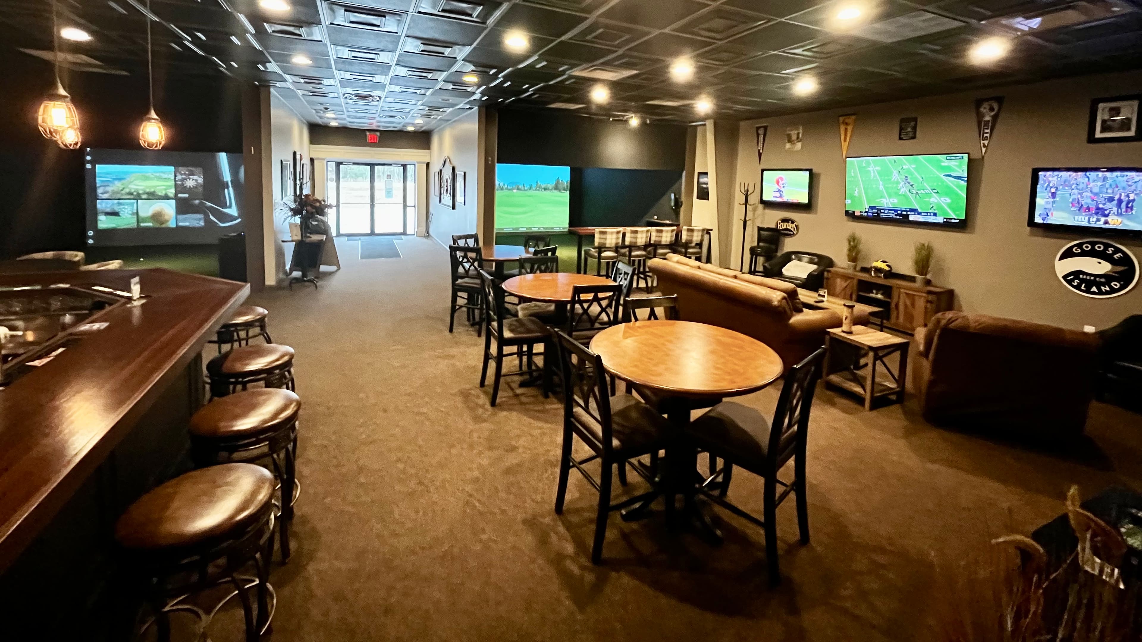 Tarks Indoor Golf - Image 4