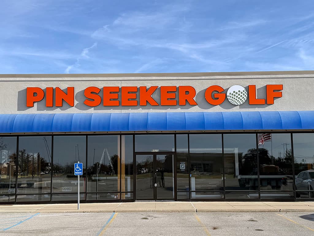 Pin Seeker Indoor Golf - Image 2