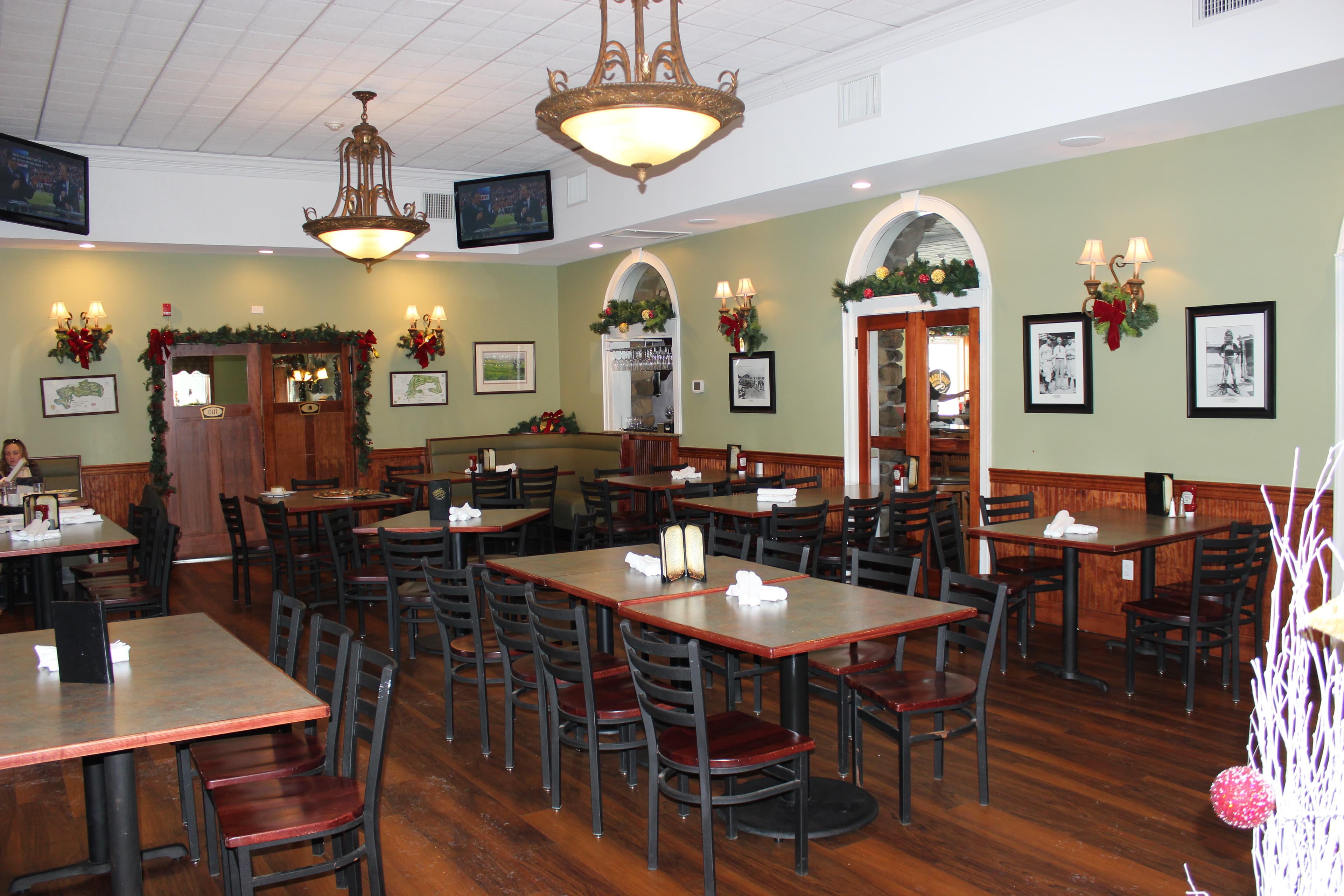 Back Nine Tavern at Southington Country Club - Image 1