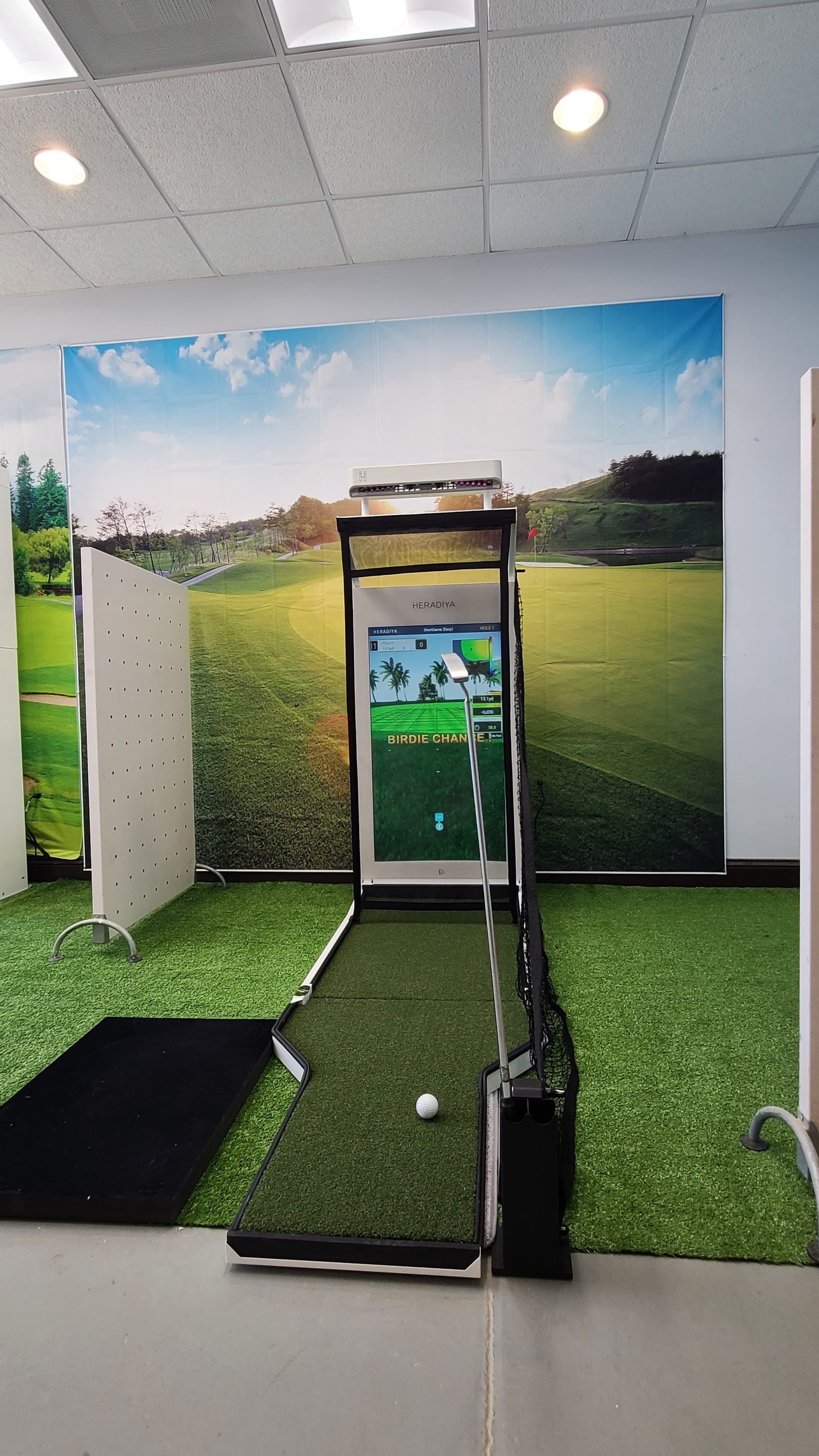 Home Golf Simulator Heradiya US - Image 5
