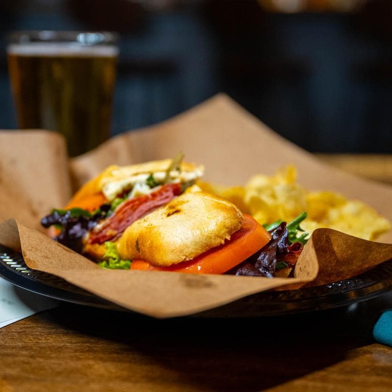 Caddies Sports Club - Image 3