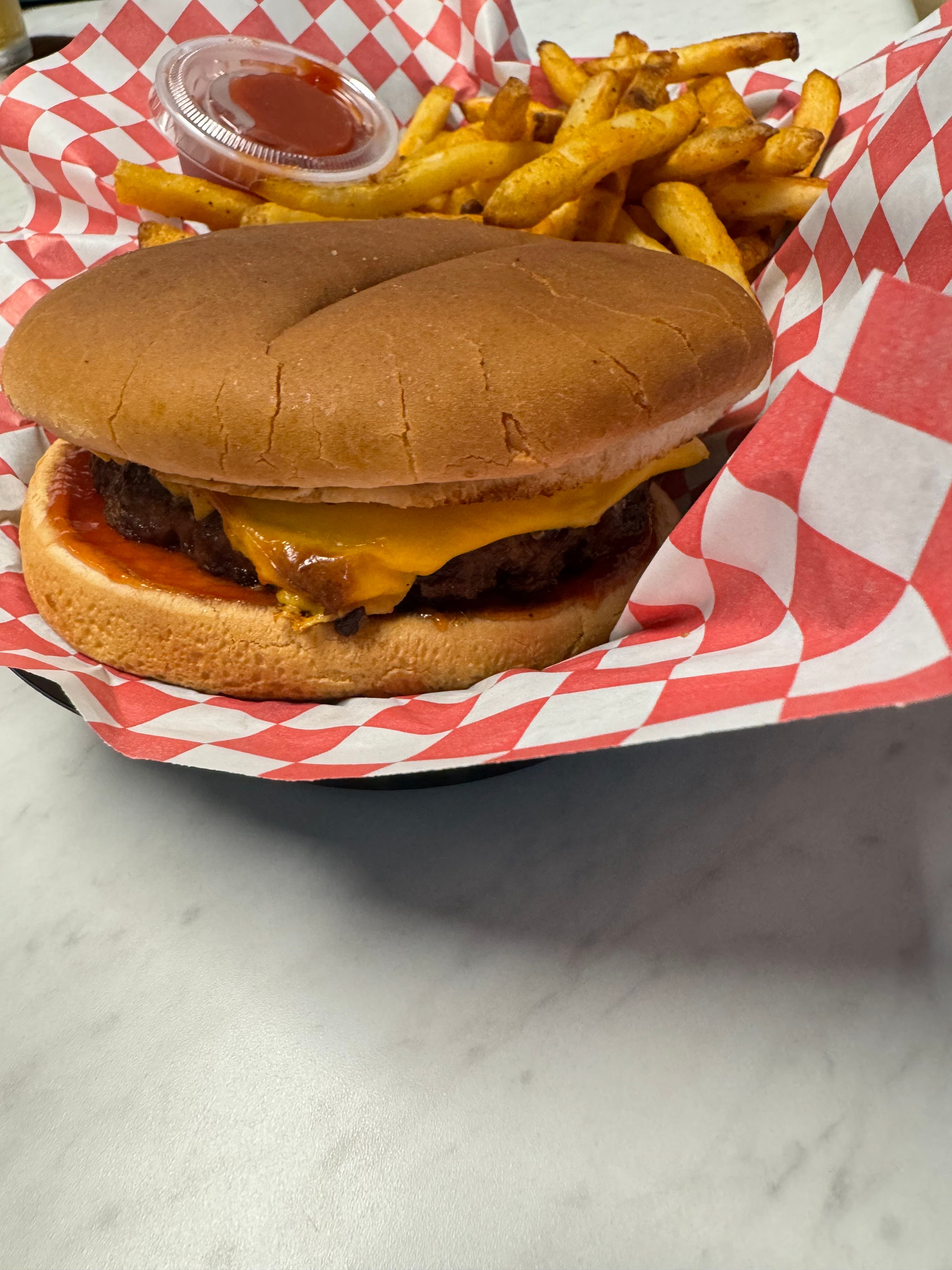 Mulligans Indoor Golf - Image 8