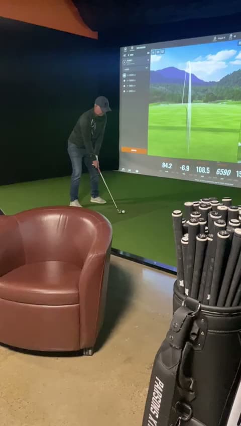 THE GOLF FACTORY - Image 2