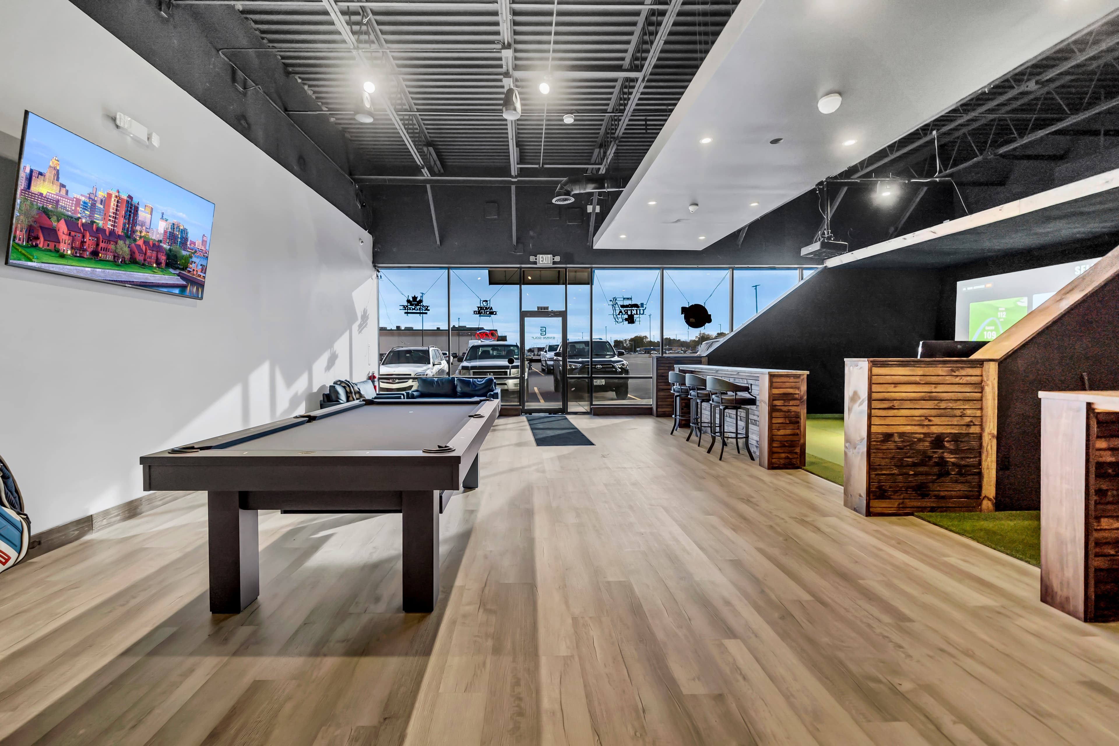 Gimme Golf | Golf Simulators & Sports Bar - Image 2