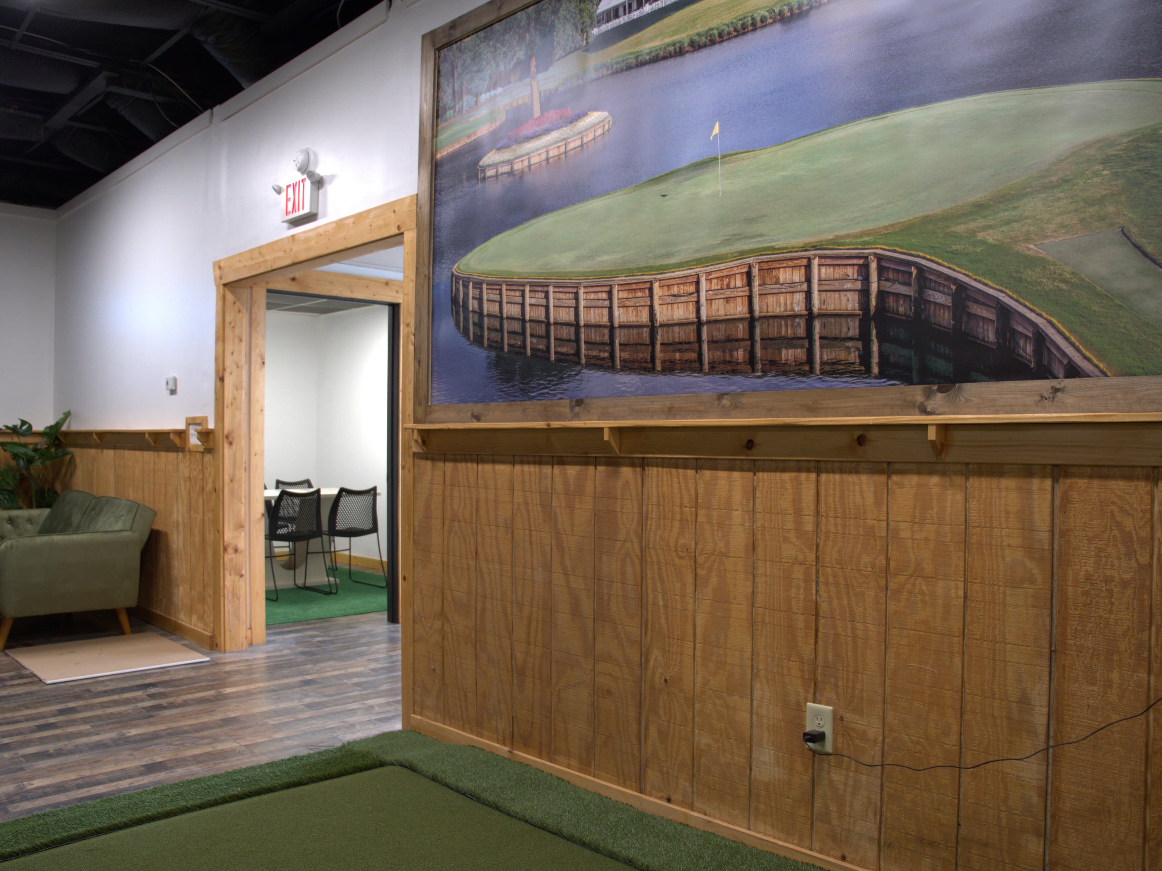 The Golf Lab | Trackman Indoor Golf Simulator - Image 3