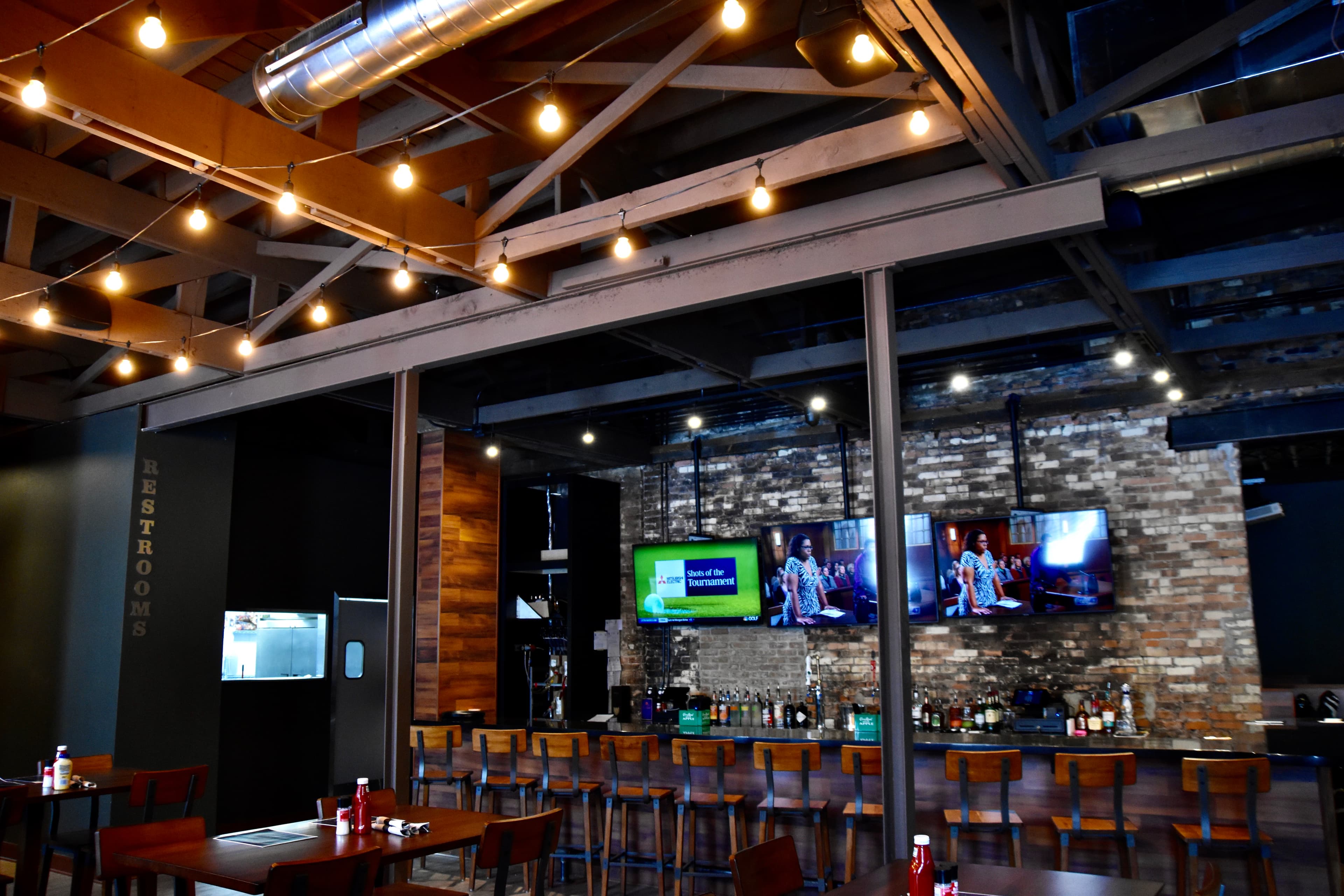 7 Iron Social - Image 3