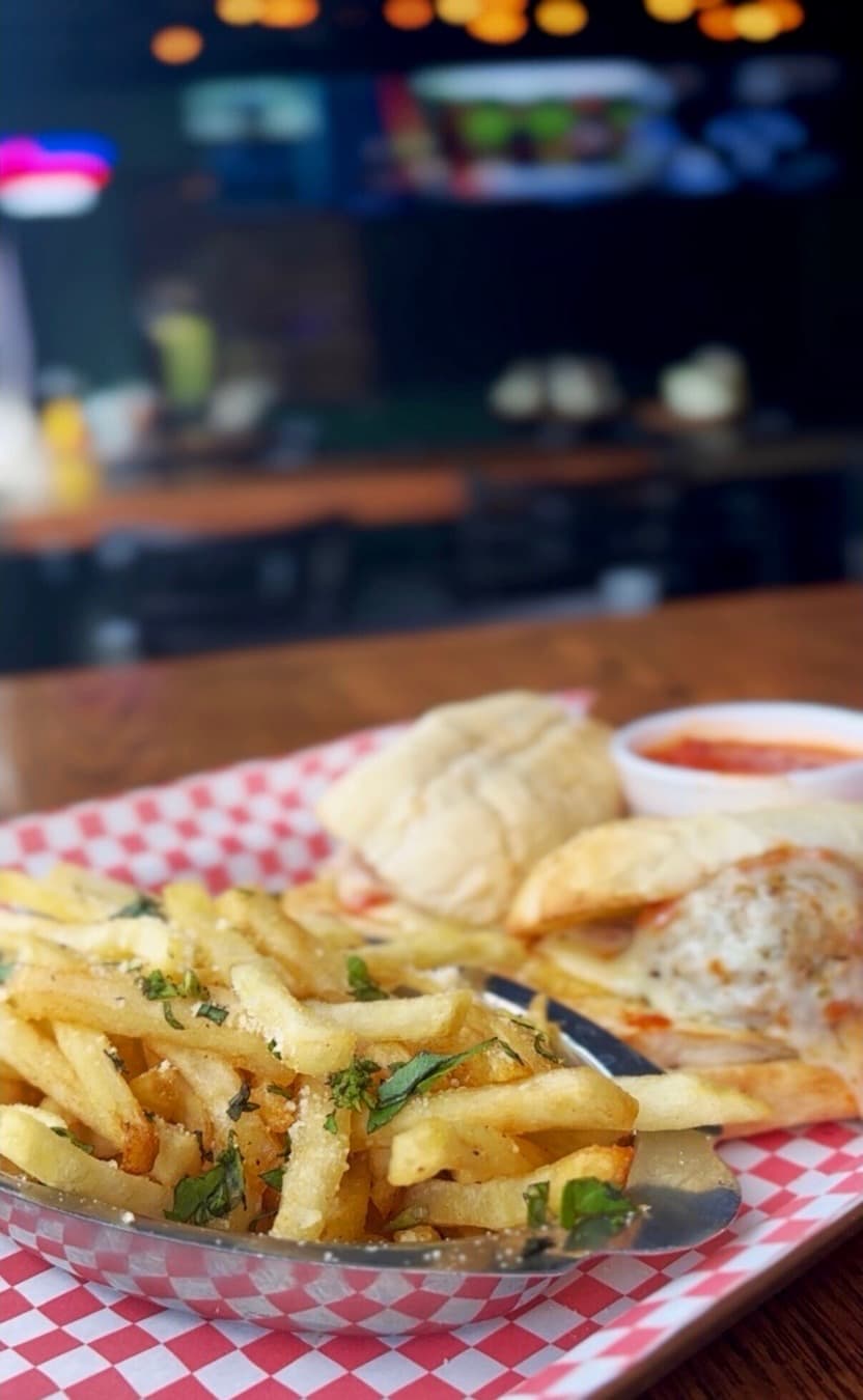 Duffer's Pub - Image 7