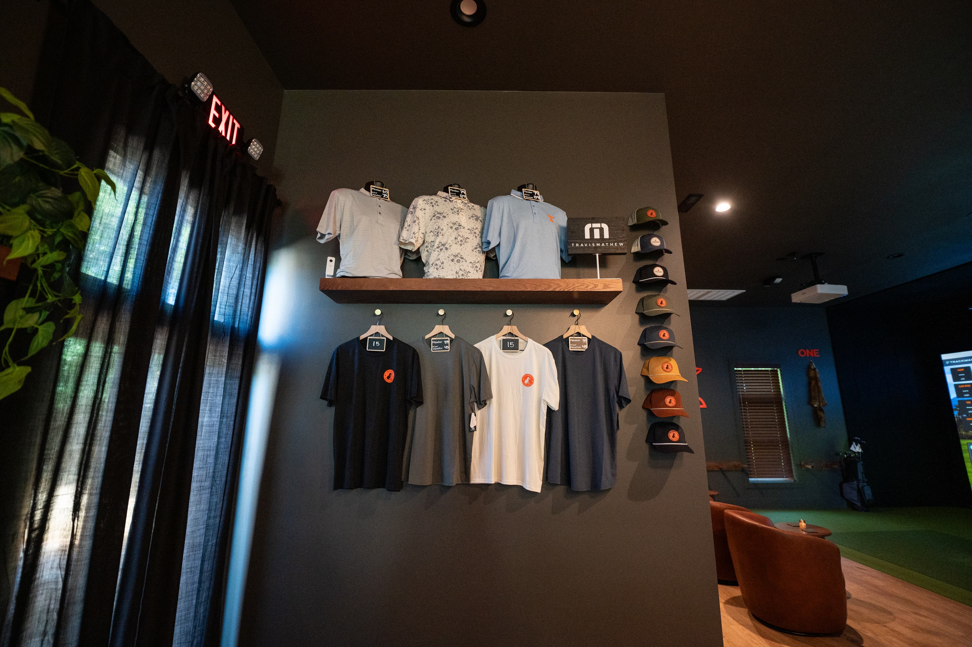 The FoxHole Golf Club - Image 2