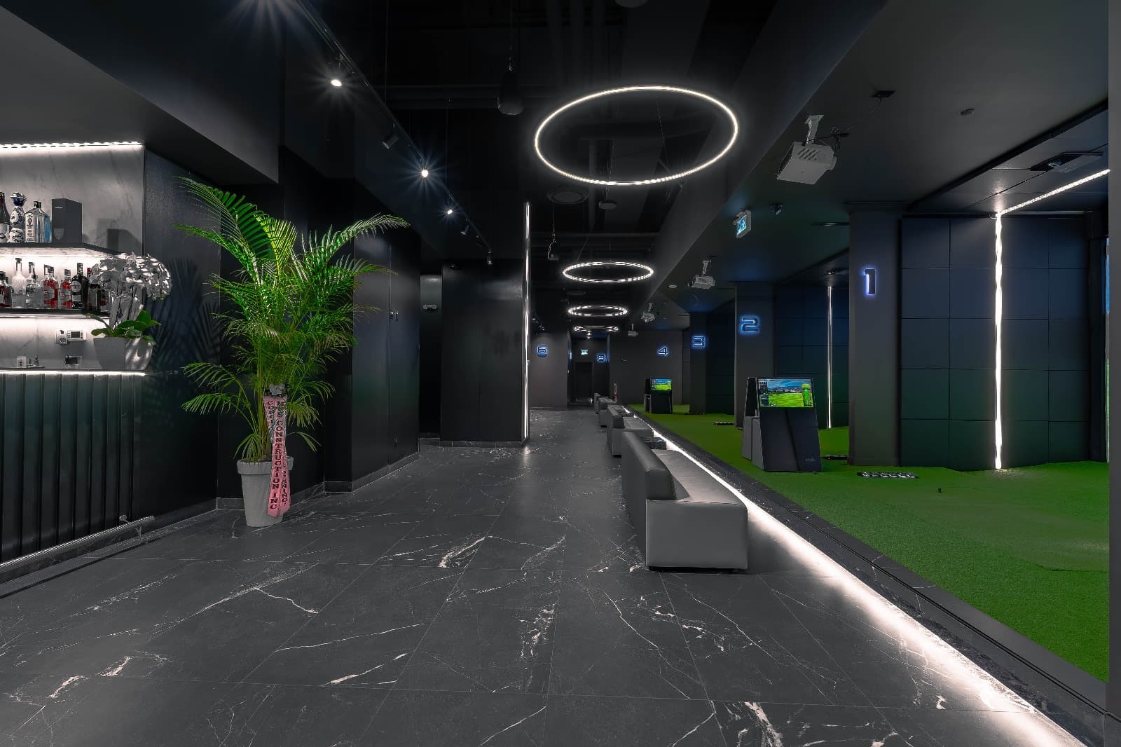 Happy Gilmore Golf Lounge - Image 5