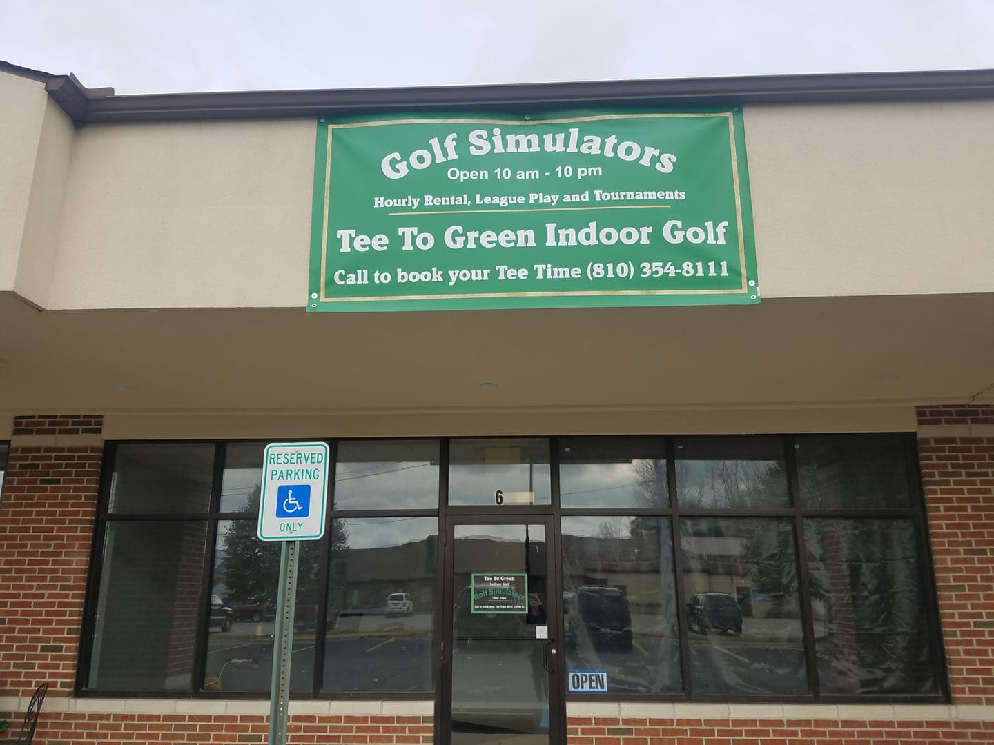 Tee 2 Green Indoor Golf - Image 10