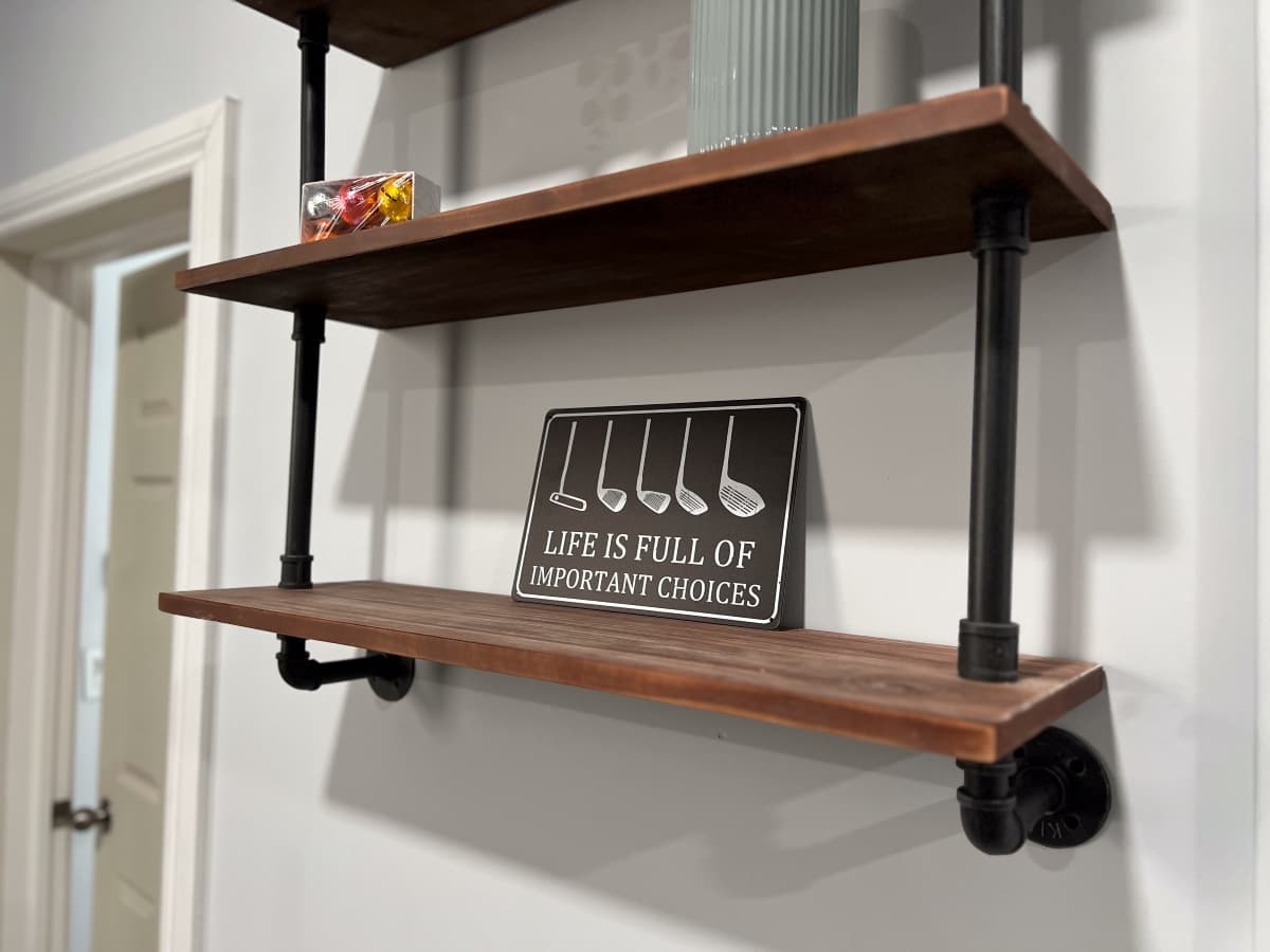 Rawley's Golf Lounge - Image 2