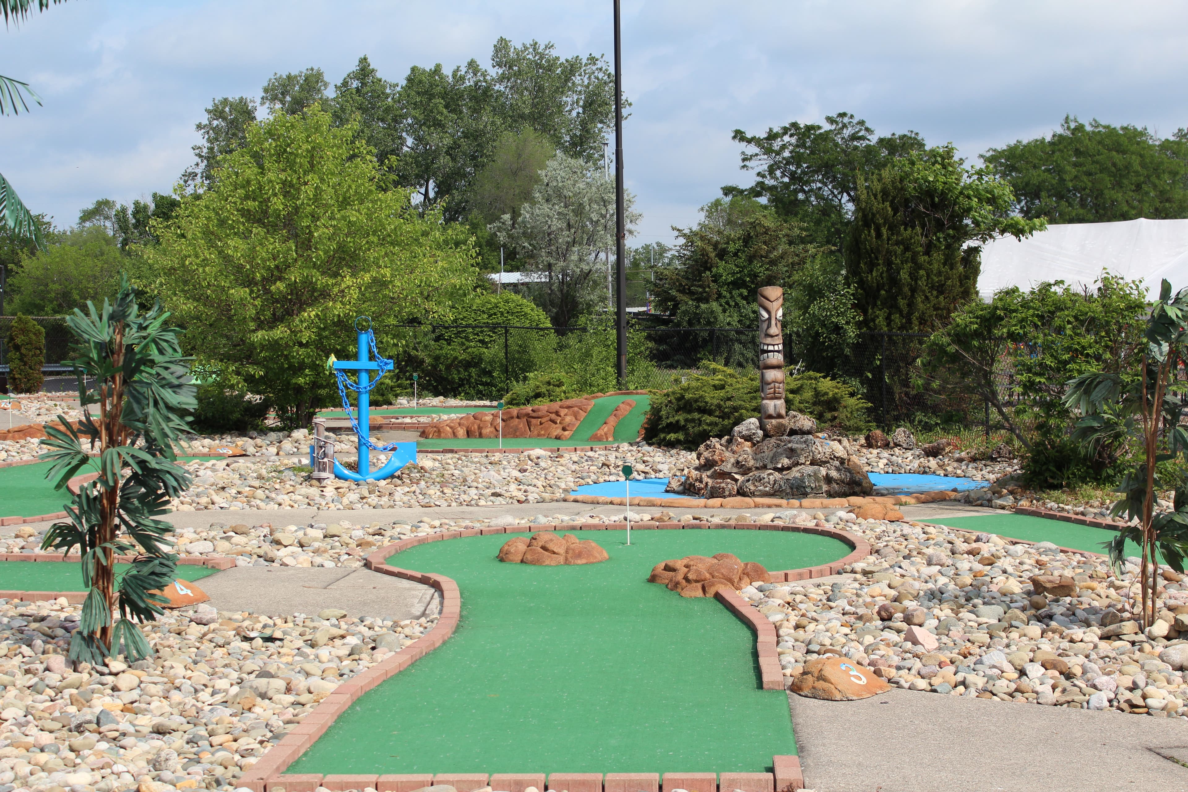 Oasis Golf Center - Image 1