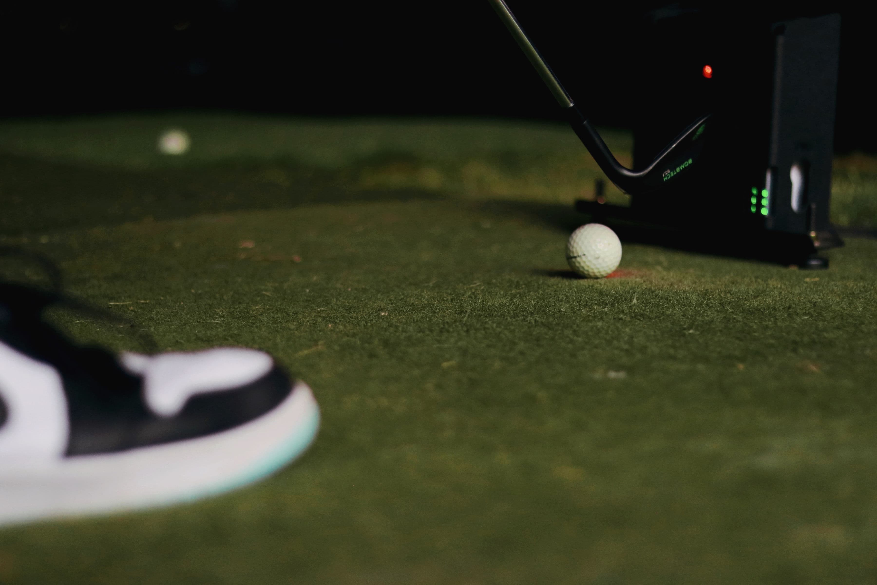 Balls & Clubs Golf - Image 6