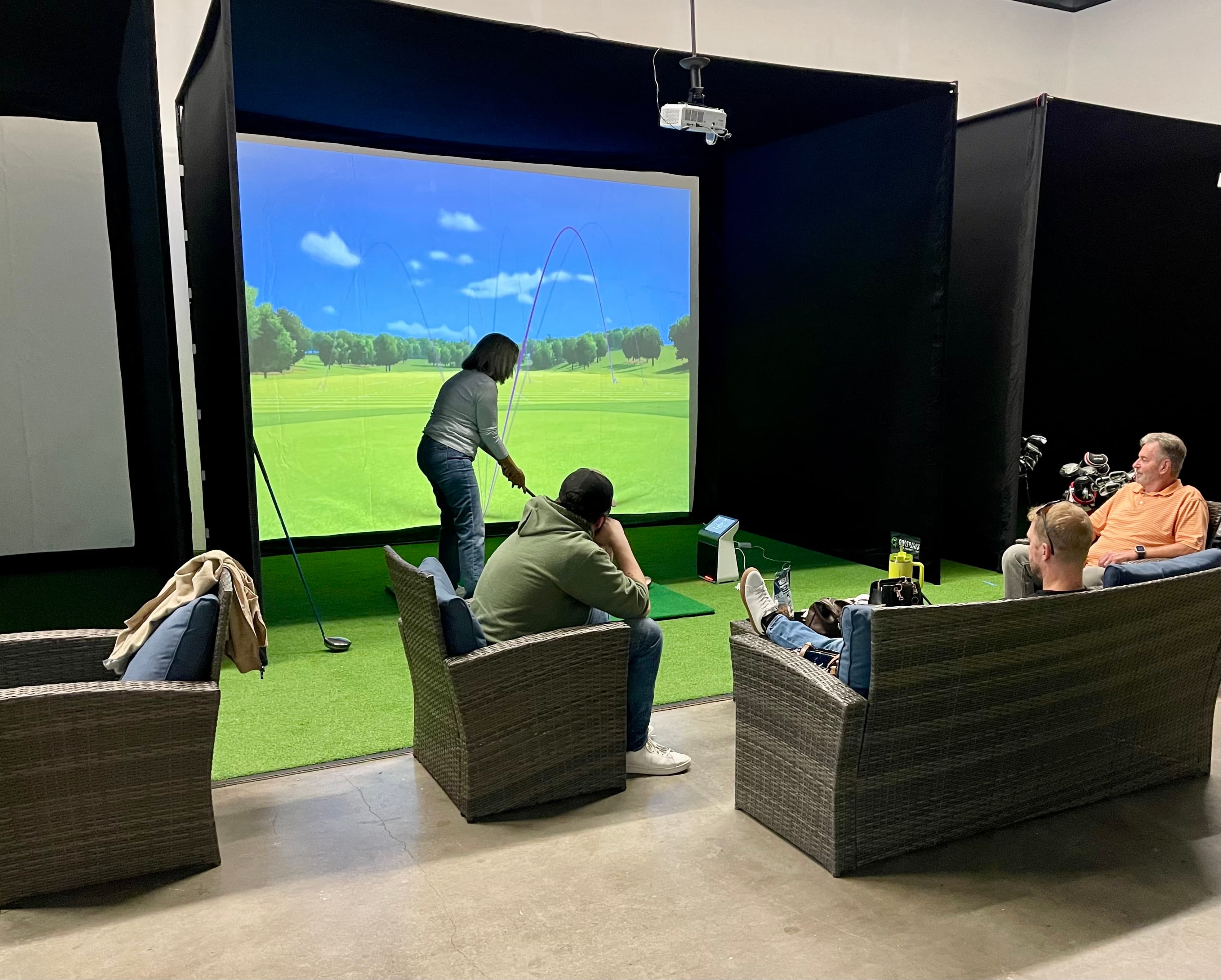 Halley Golf - Image 9