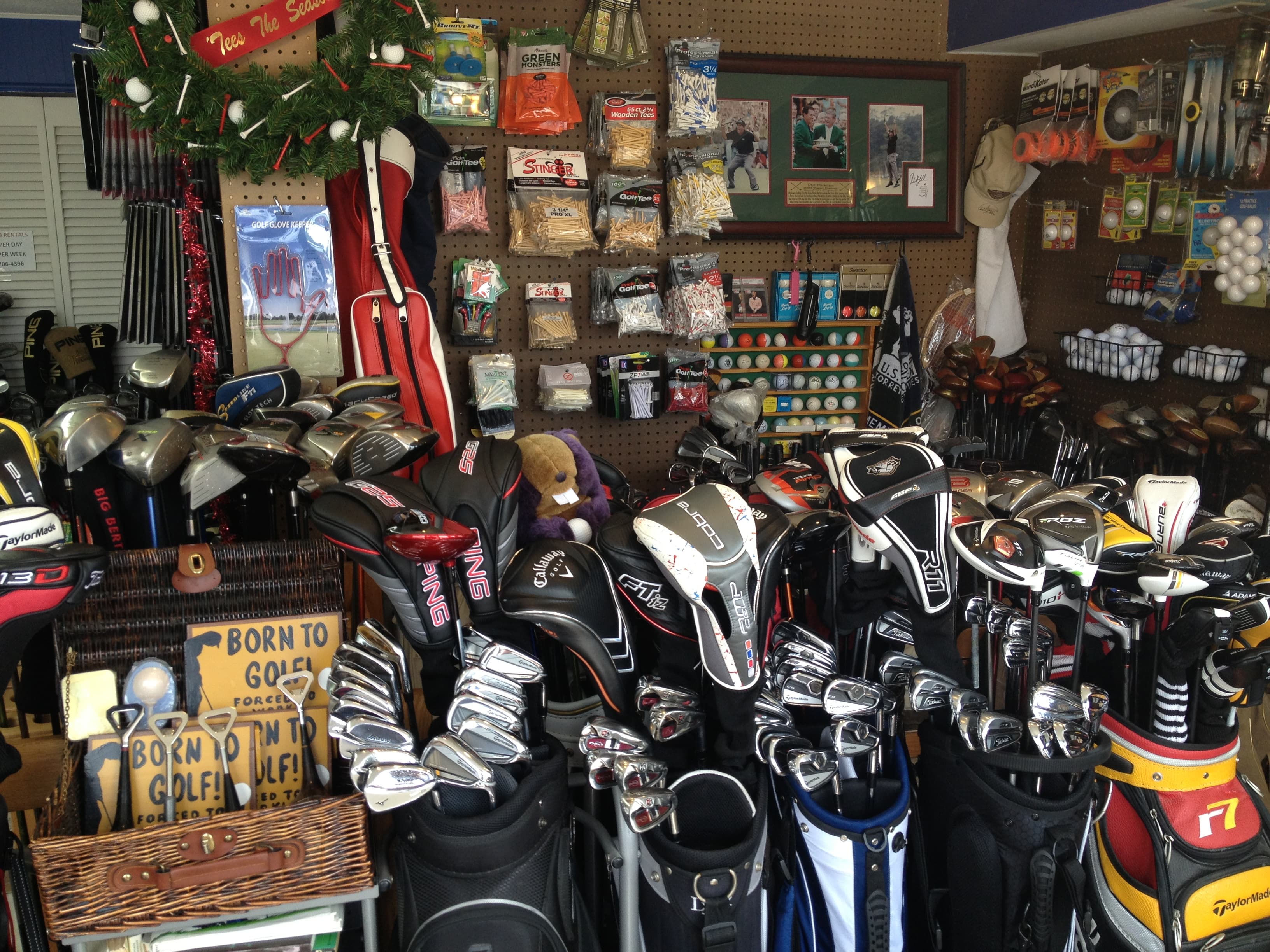 Pinecraft Golf Shop - Image 3