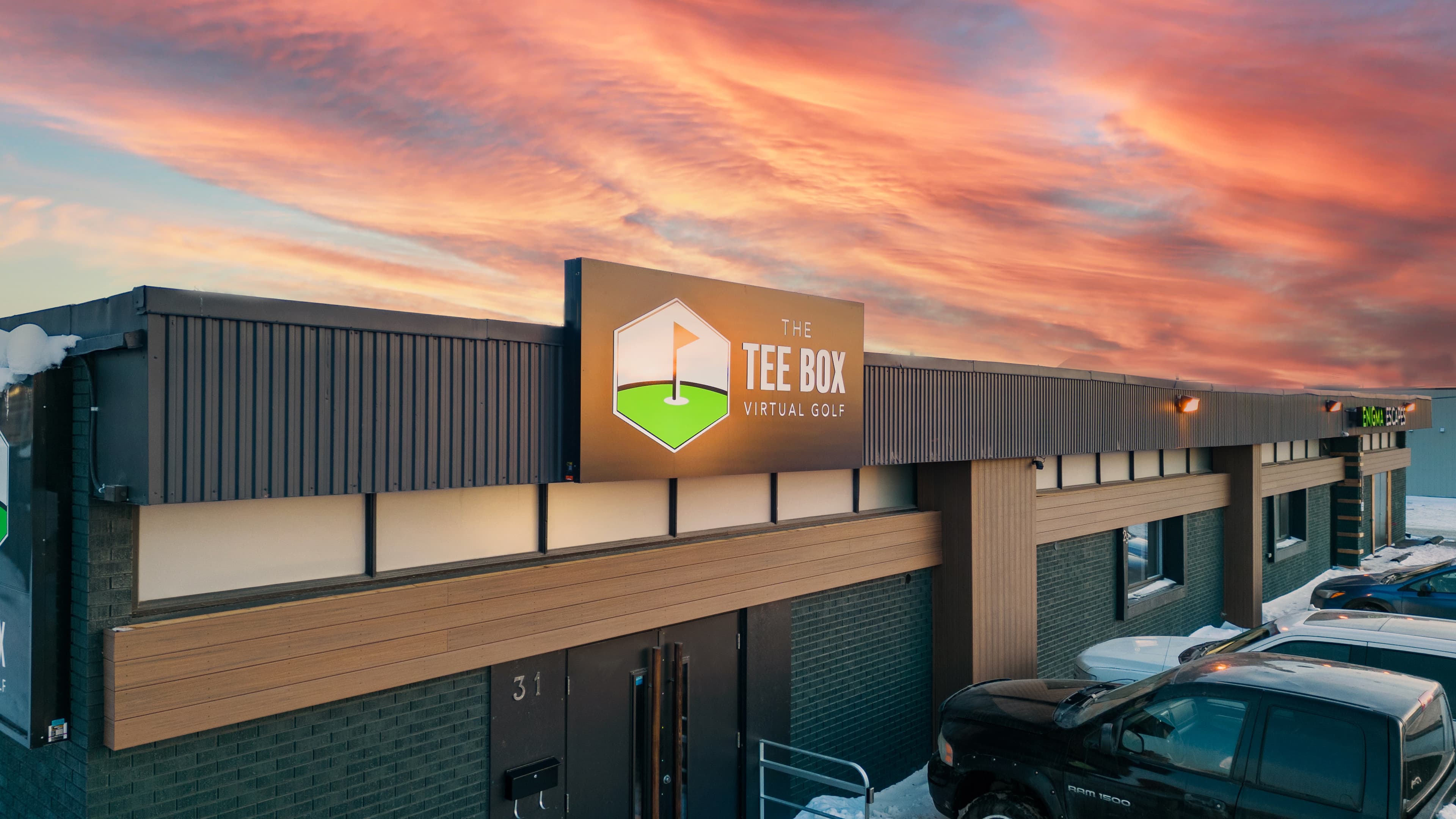 The Tee Box Virtual Golf - Image 5