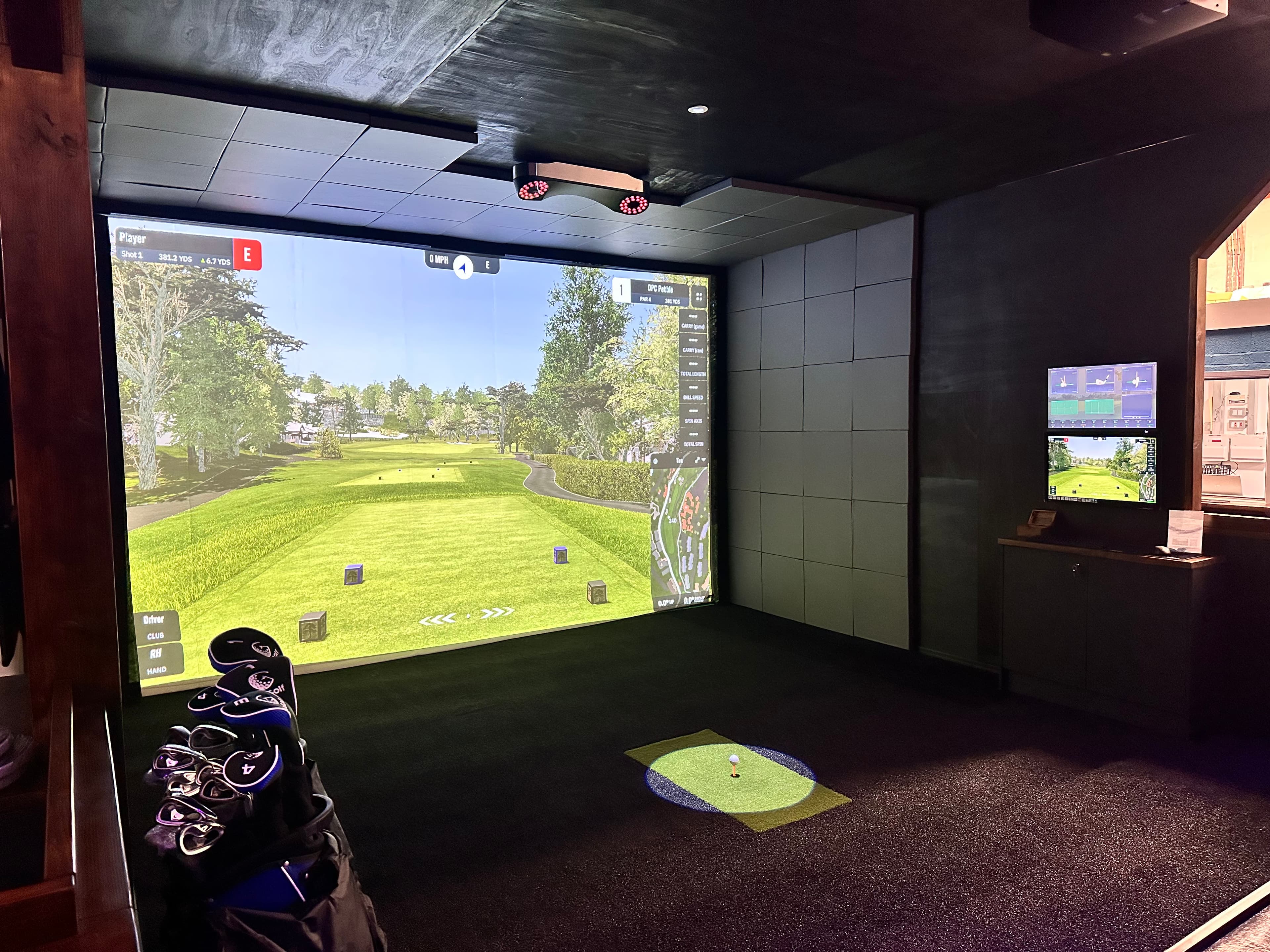 Infinity Golf Studio - Image 1