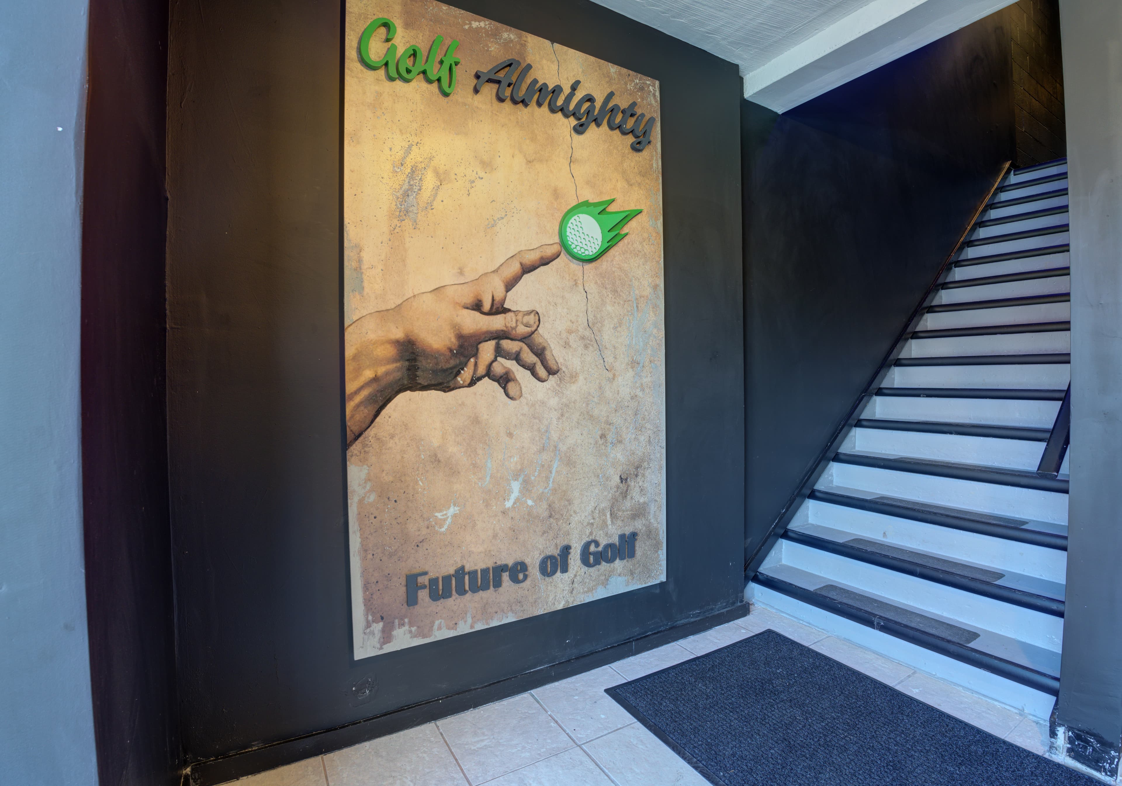 Golf Almighty Indoor Golf & Sports Bar - Image 5