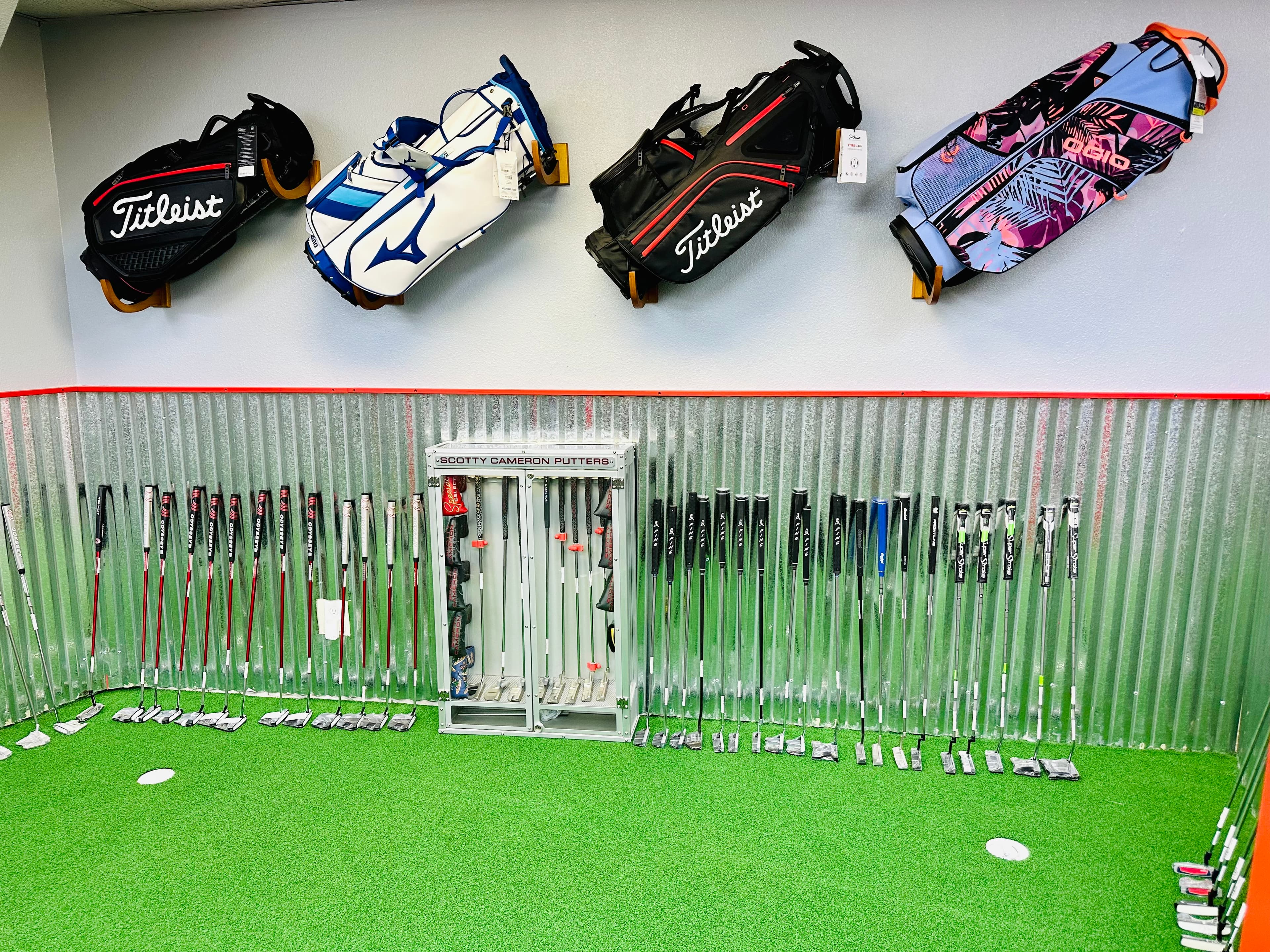 Roger Dunn Golf Hawaii - Image 6