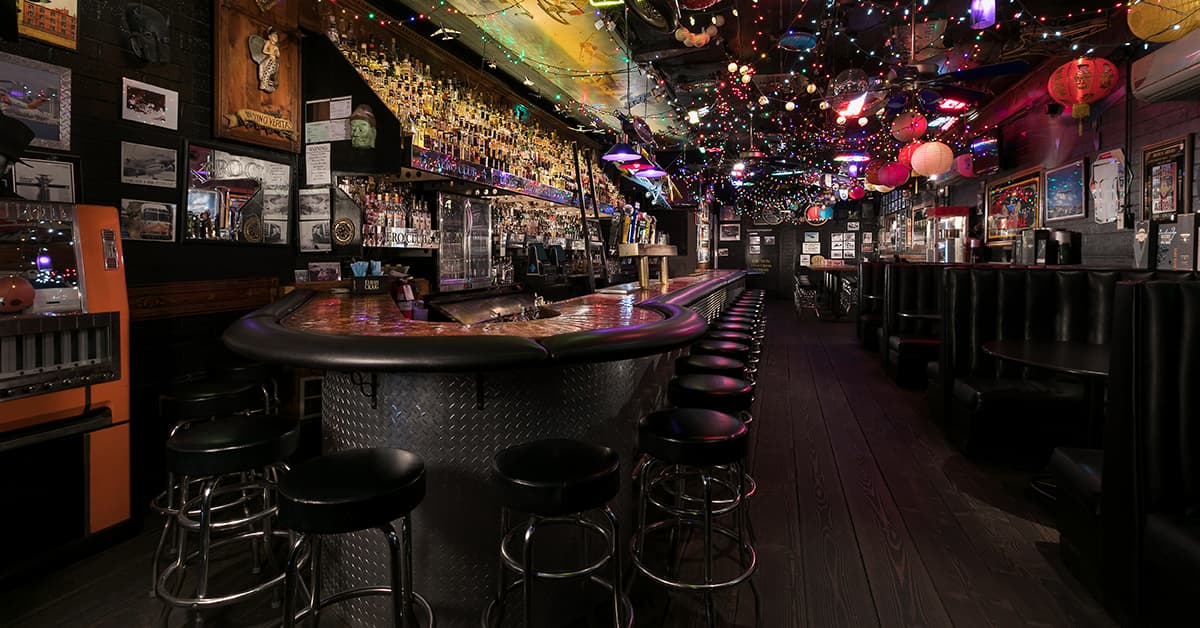 Aero Club Bar - Image 6