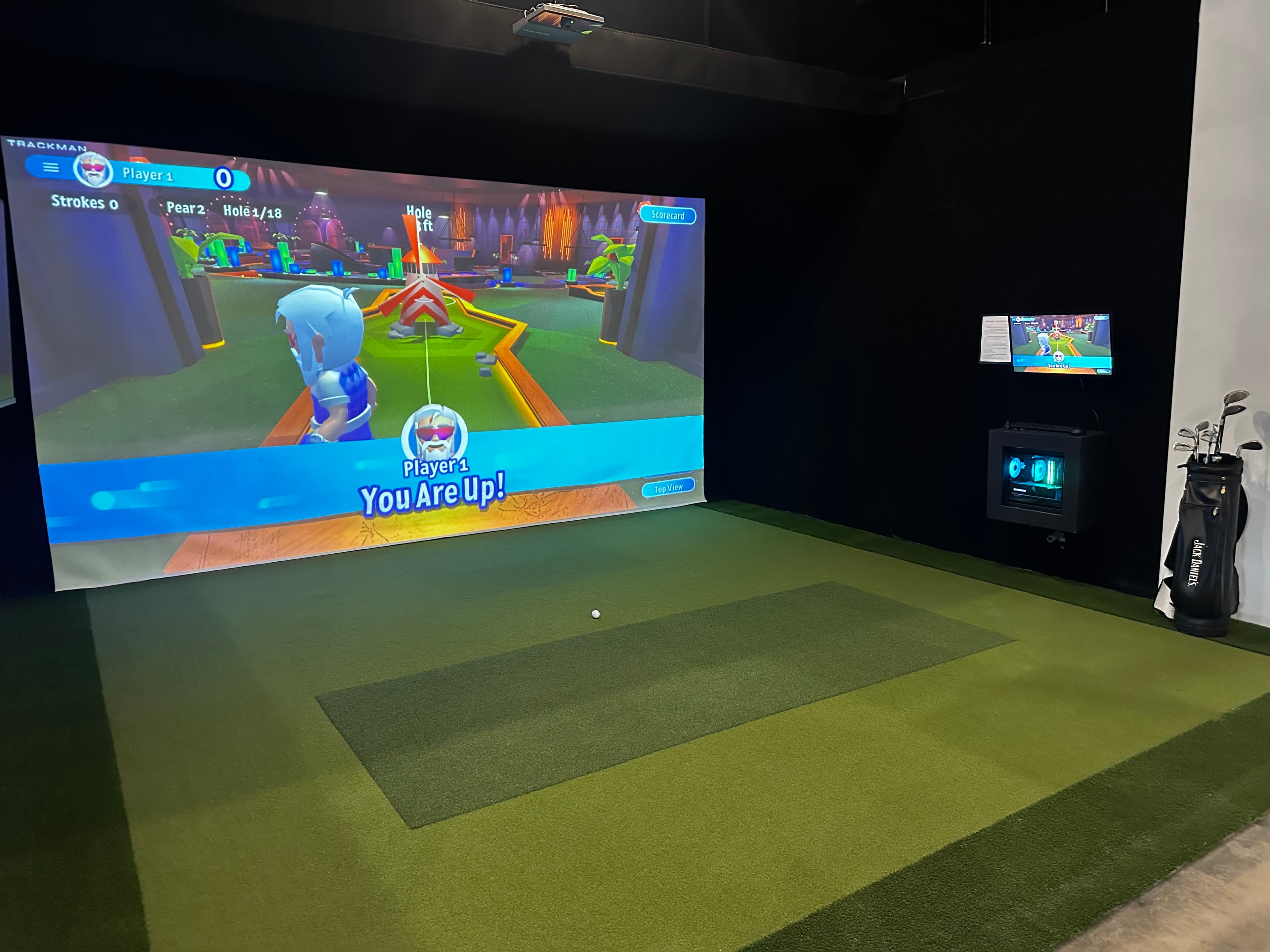Shank’s Golf Lounge - Image 6