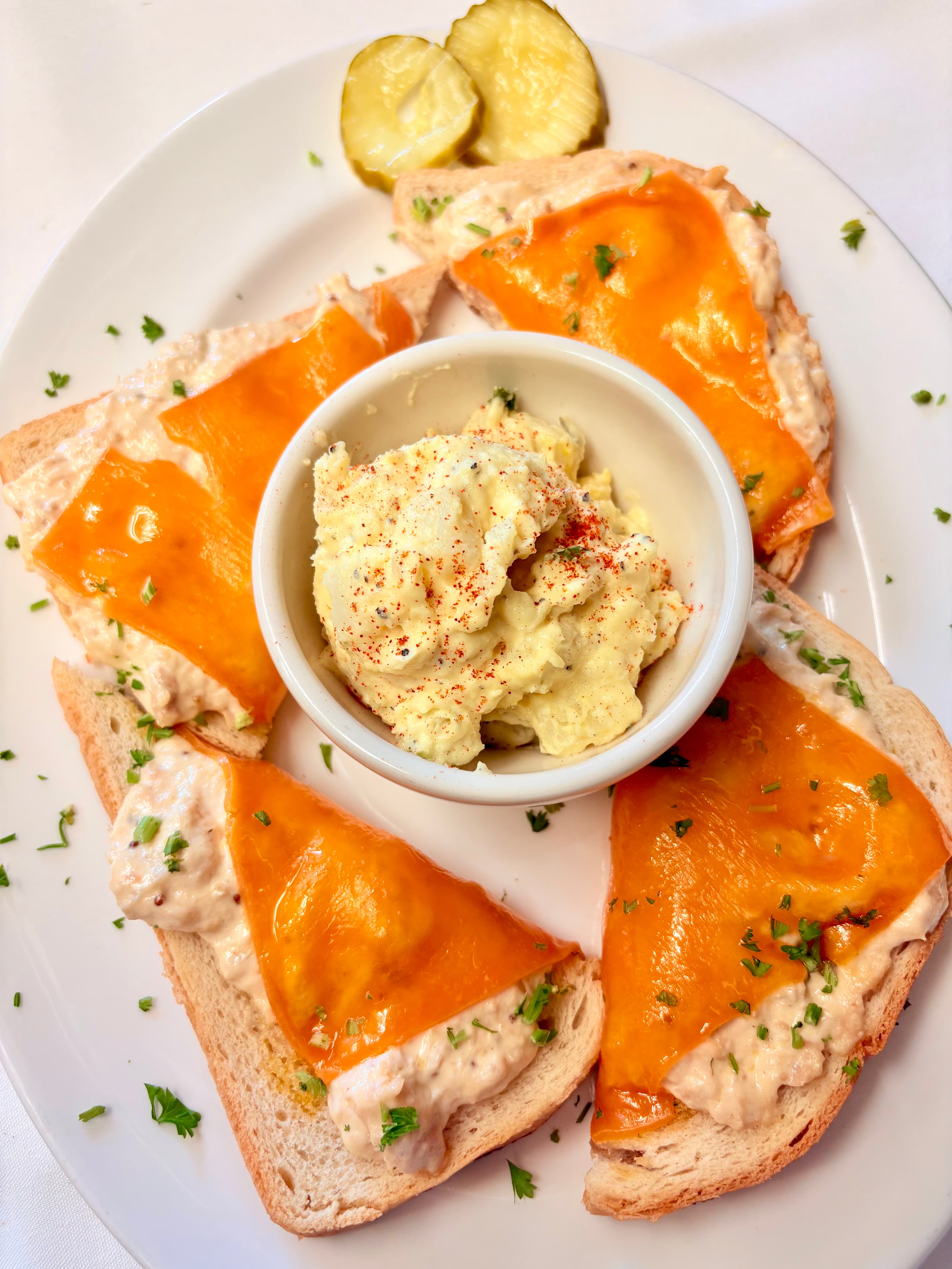 Birdies and Bogeys at Sandpines - Image 4