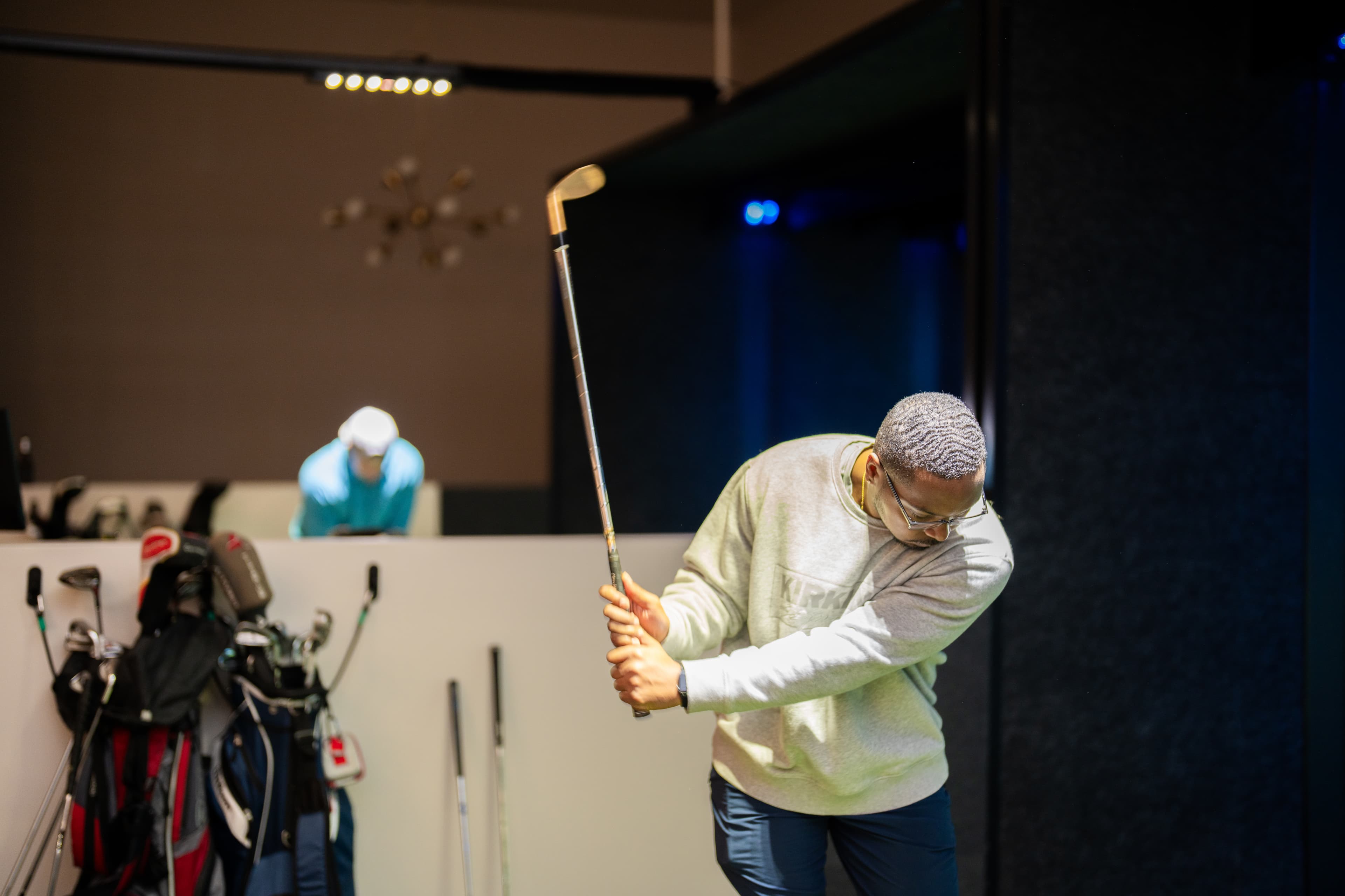 Lucky Swingz Indoor Golf - Image 3