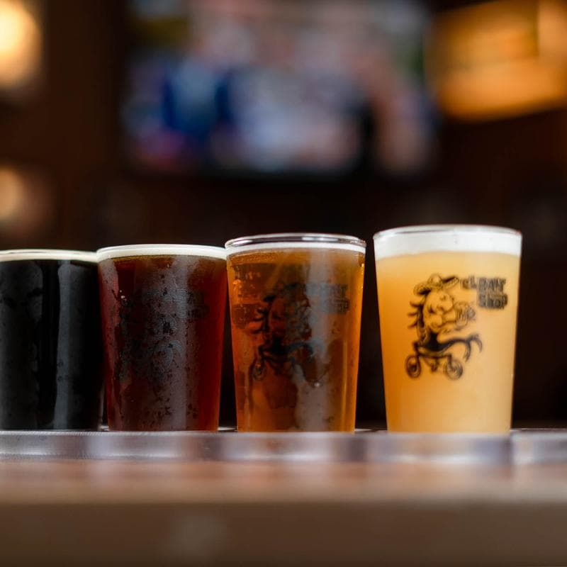 The High Life Lounge - Image 9