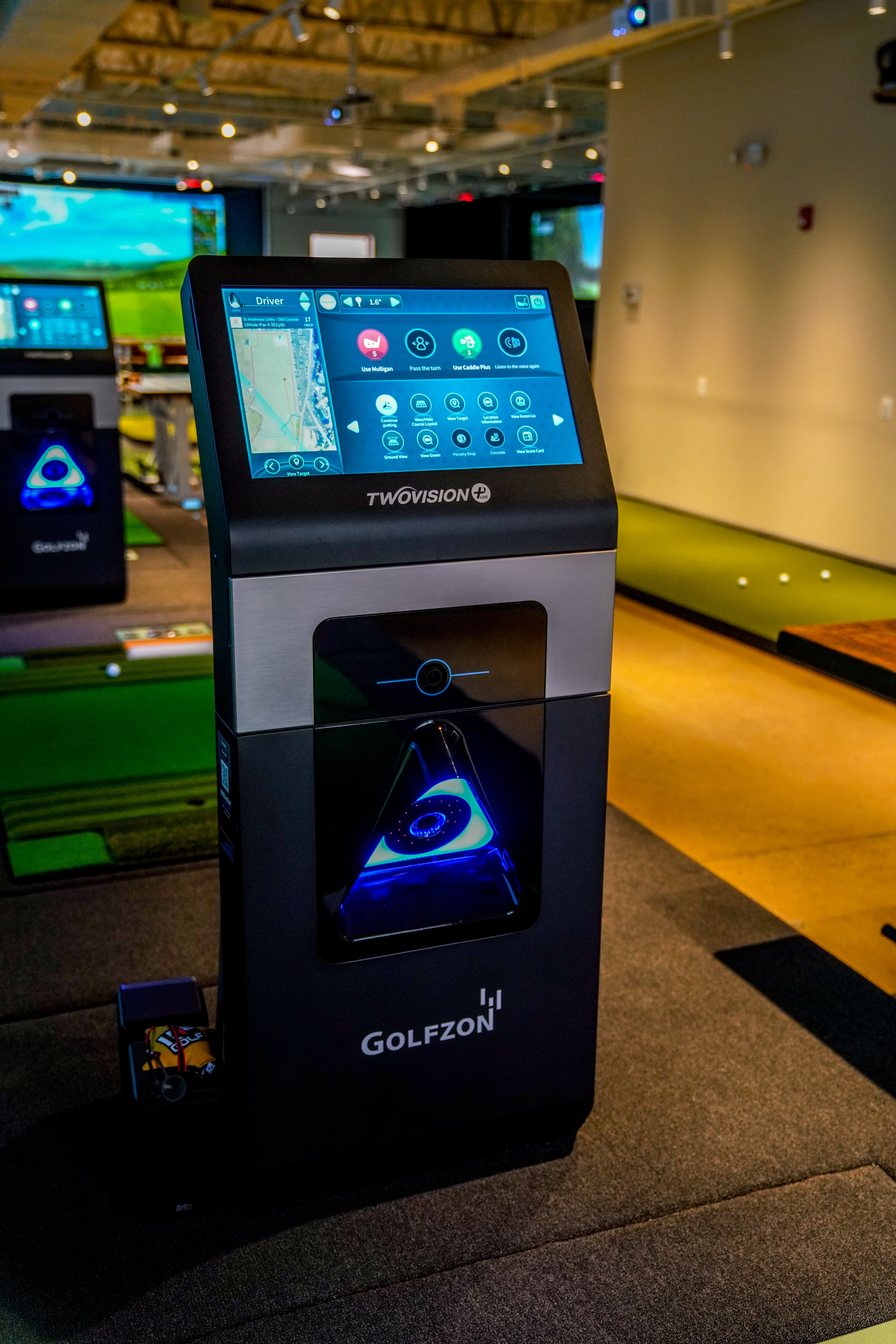 Indoor Golf Club - Image 5