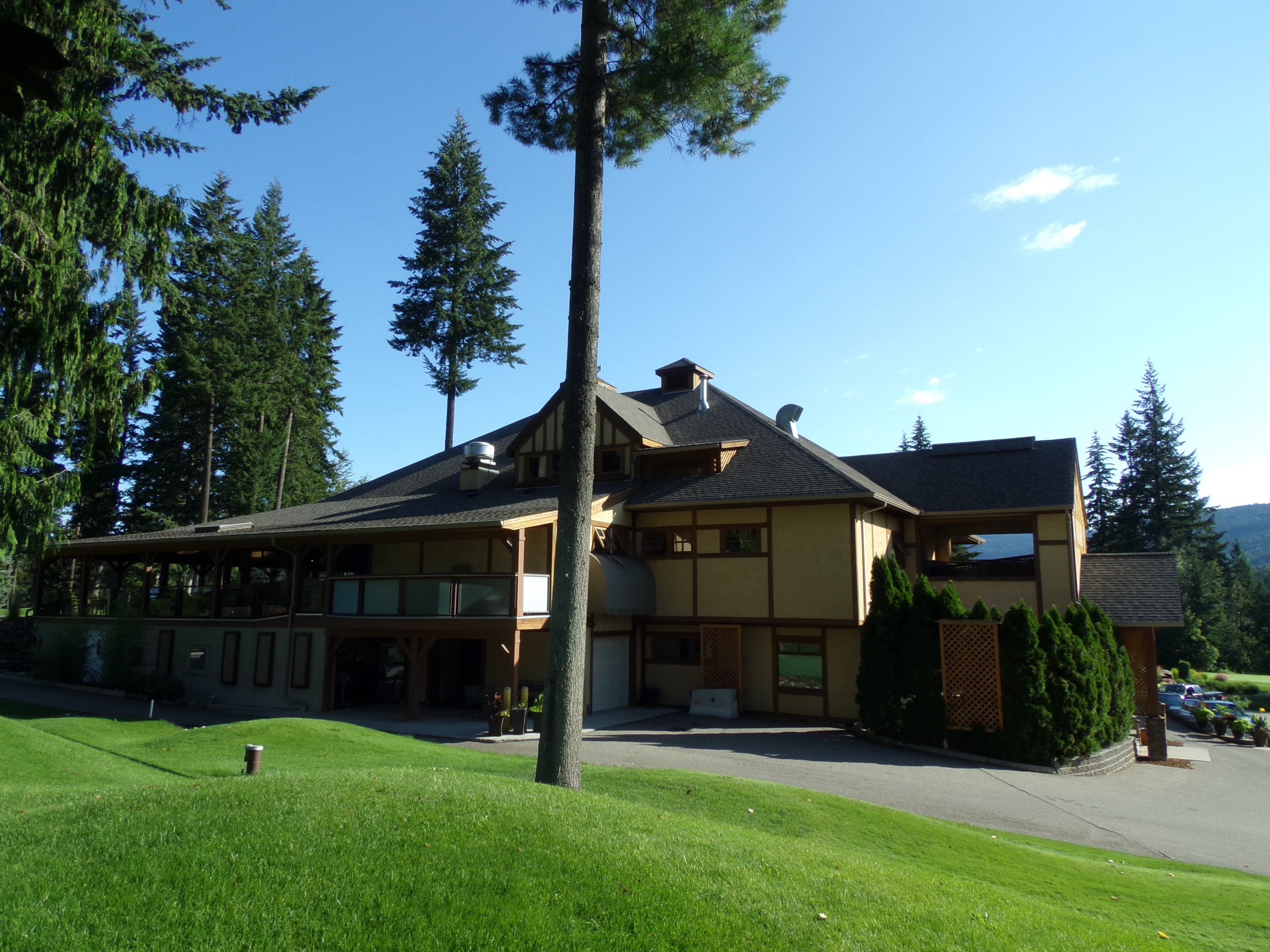 Salmon Arm Golf Club - Image 2