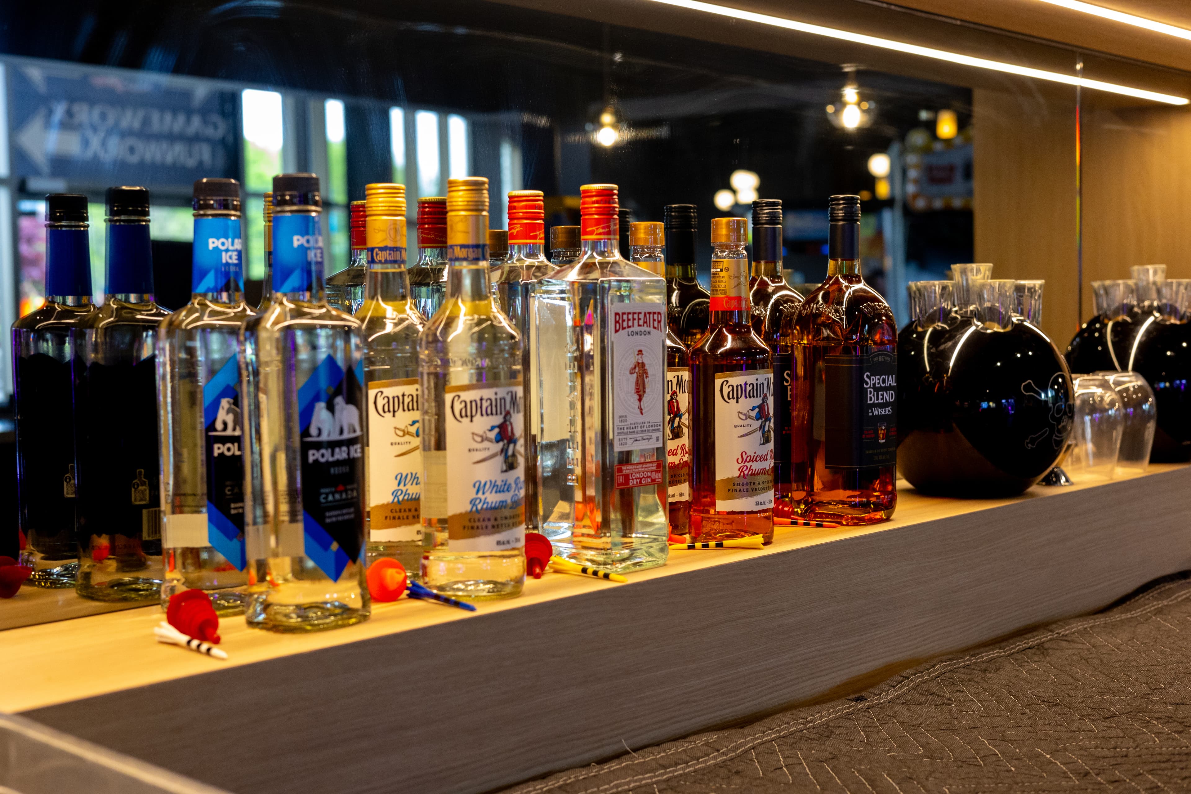 Kingpin Bowlounge Boston Pizza - Image 3