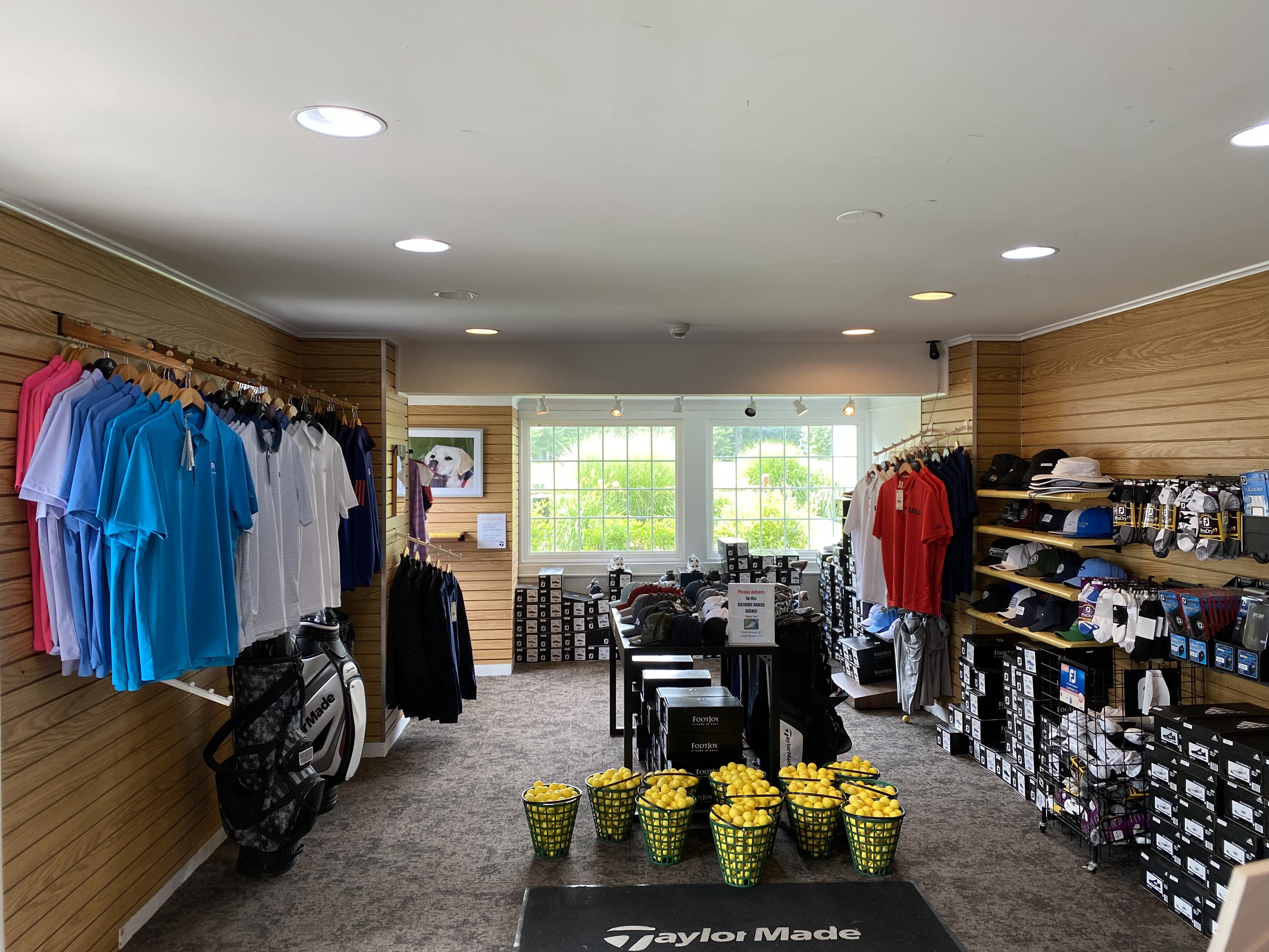 Saxon Woods Golf Shop - Image 2