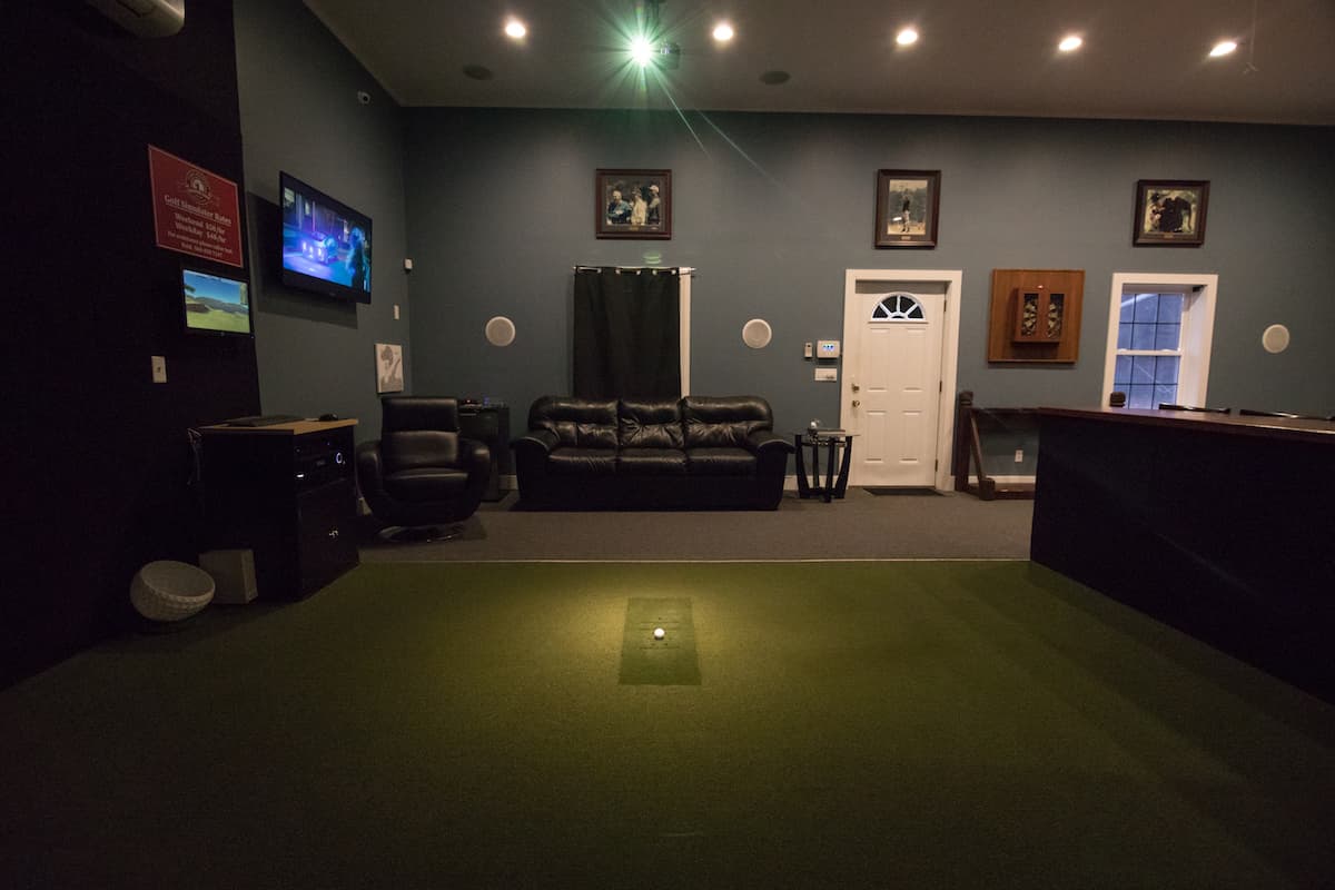 Four Seasons Indoor Golf - Image 6