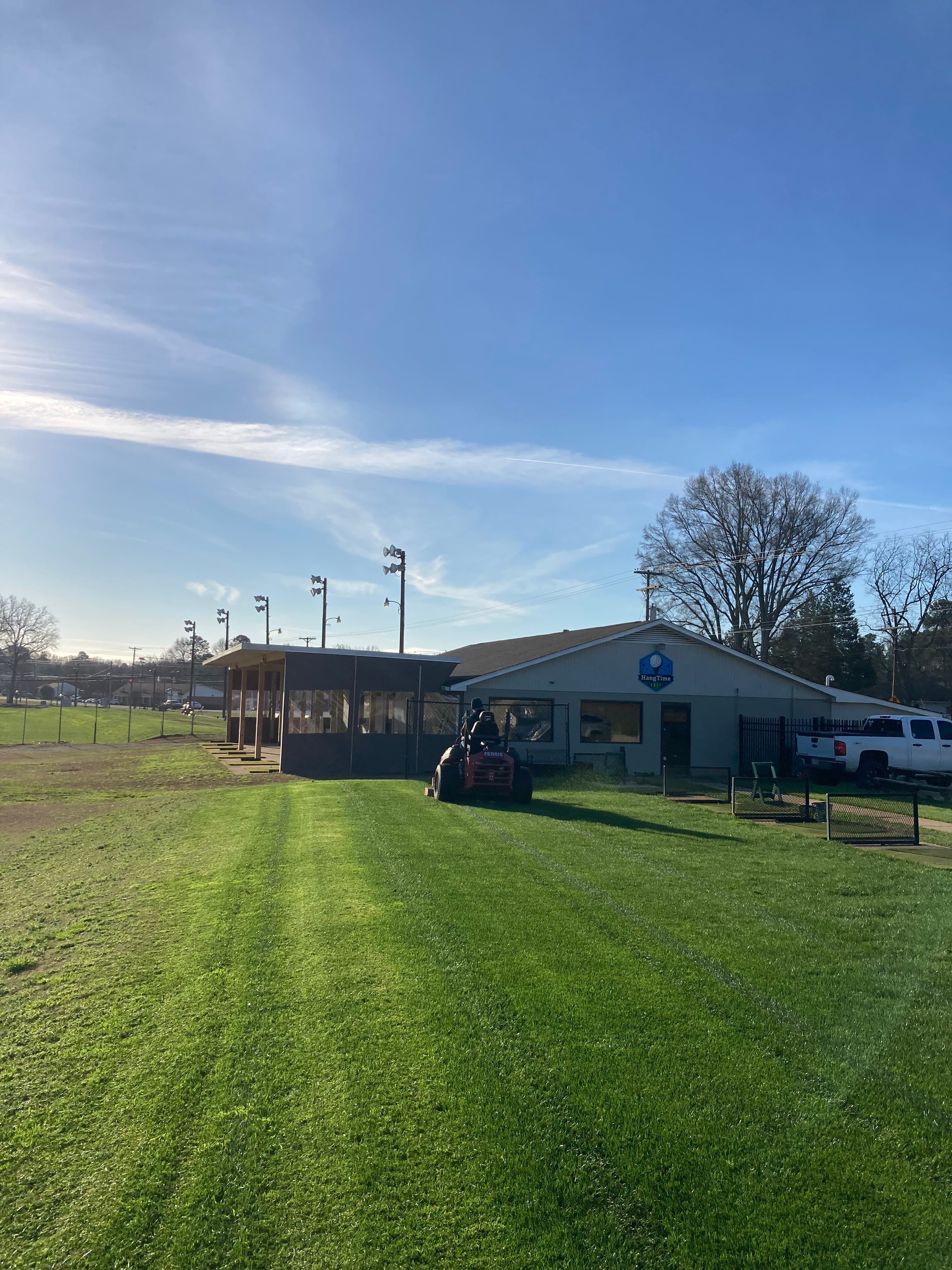 Hang Time Golf - Image 6