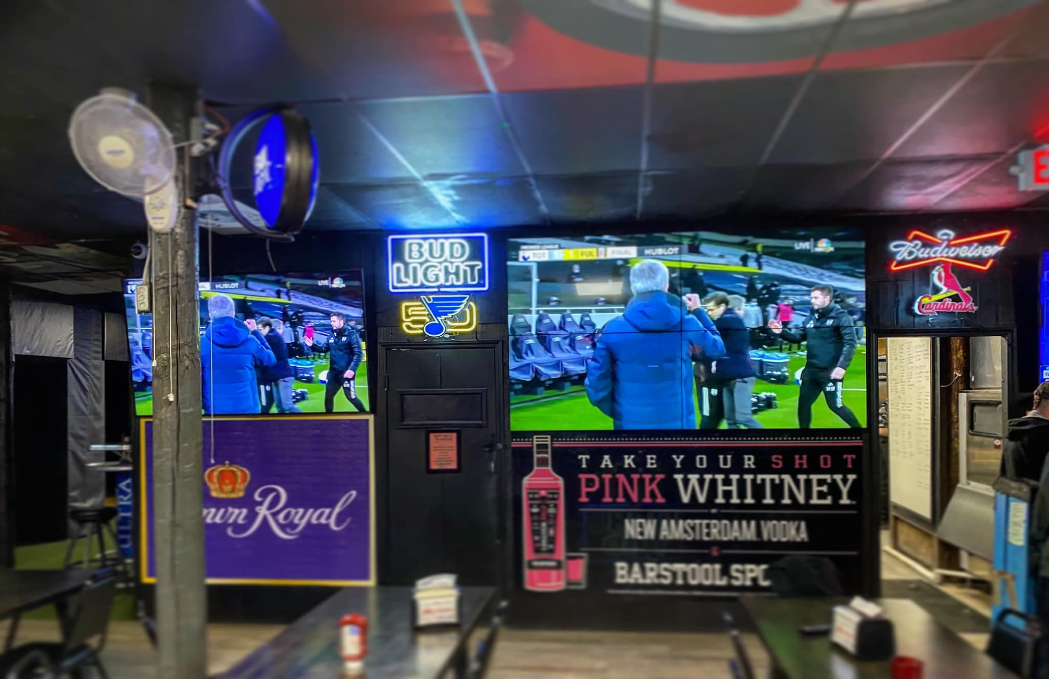 Top Shooters Sports Bar - Image 6