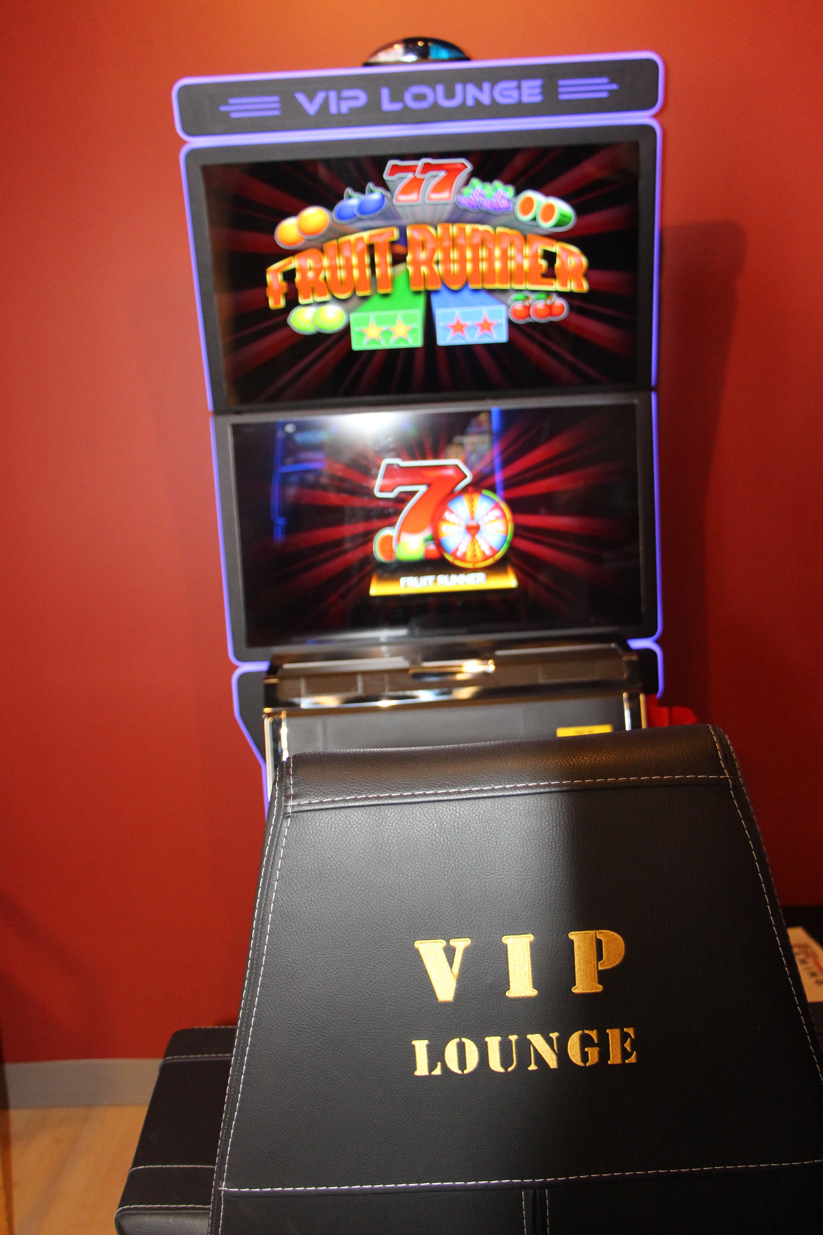 Lucky George's - Image 4