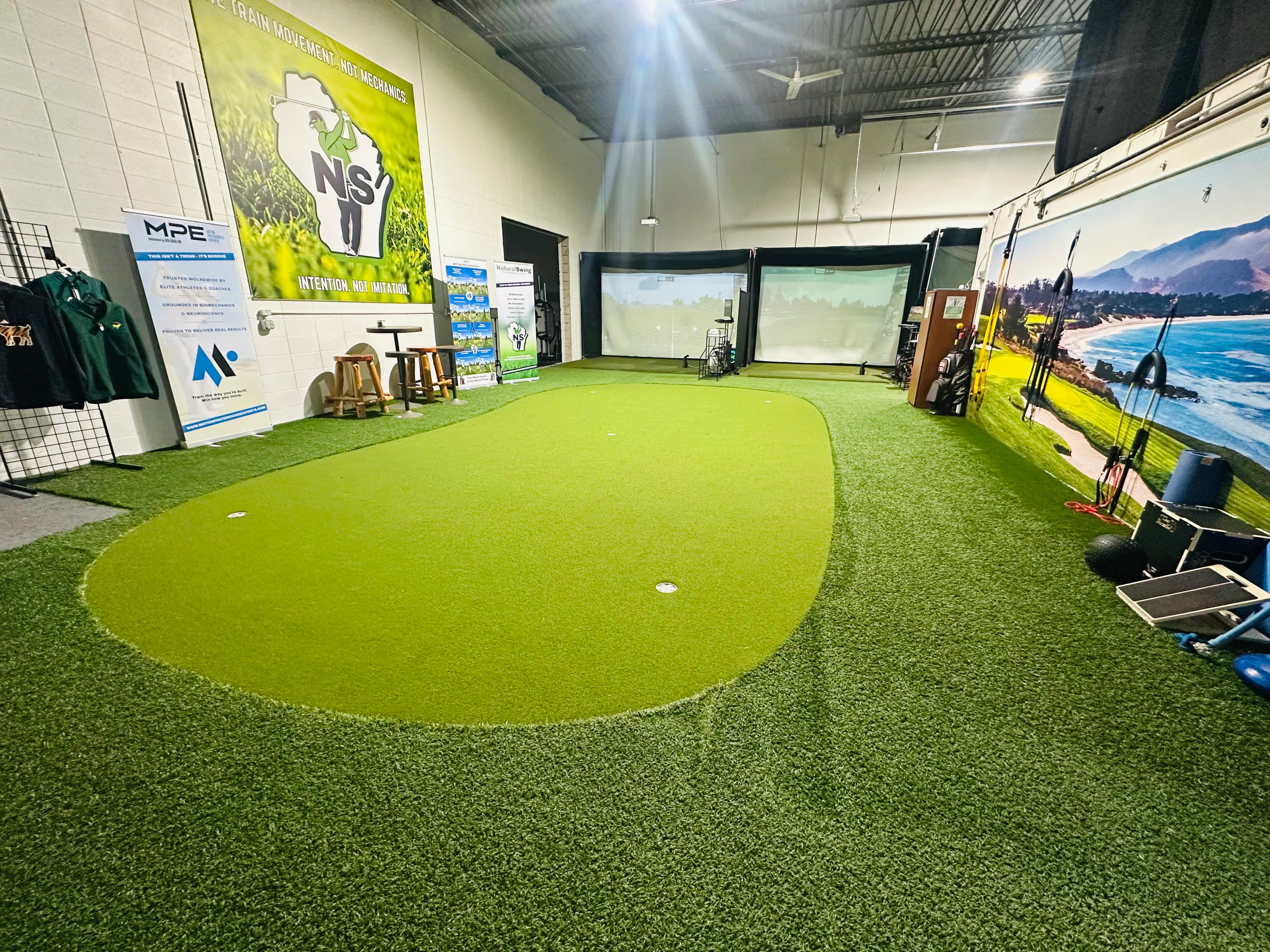 NaturalSwing | Indoor Golf Performance Center - Image 1