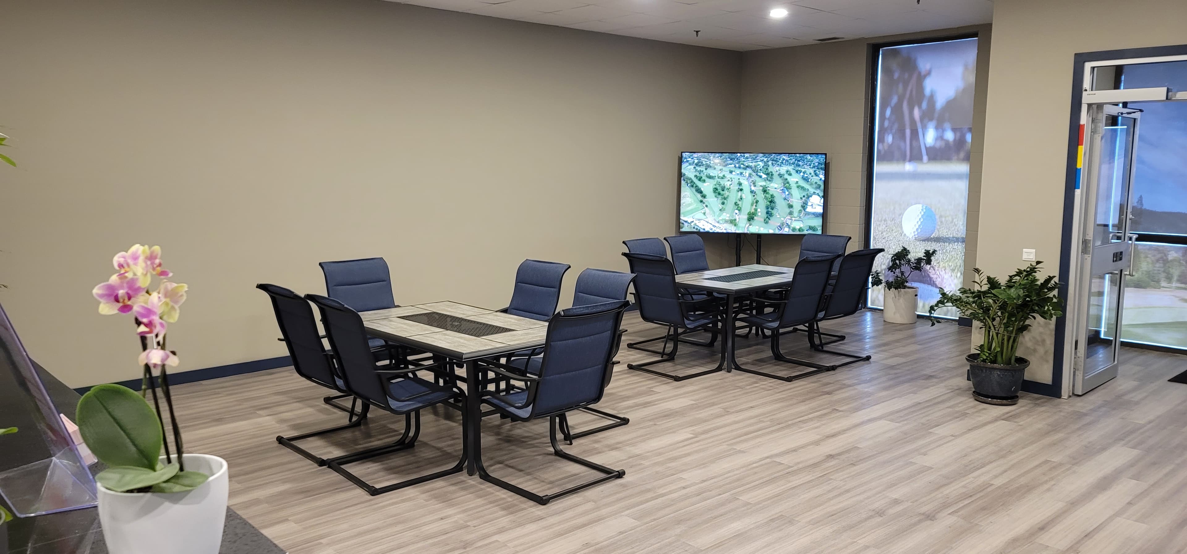 Ballistic Indoor Golf - Image 5