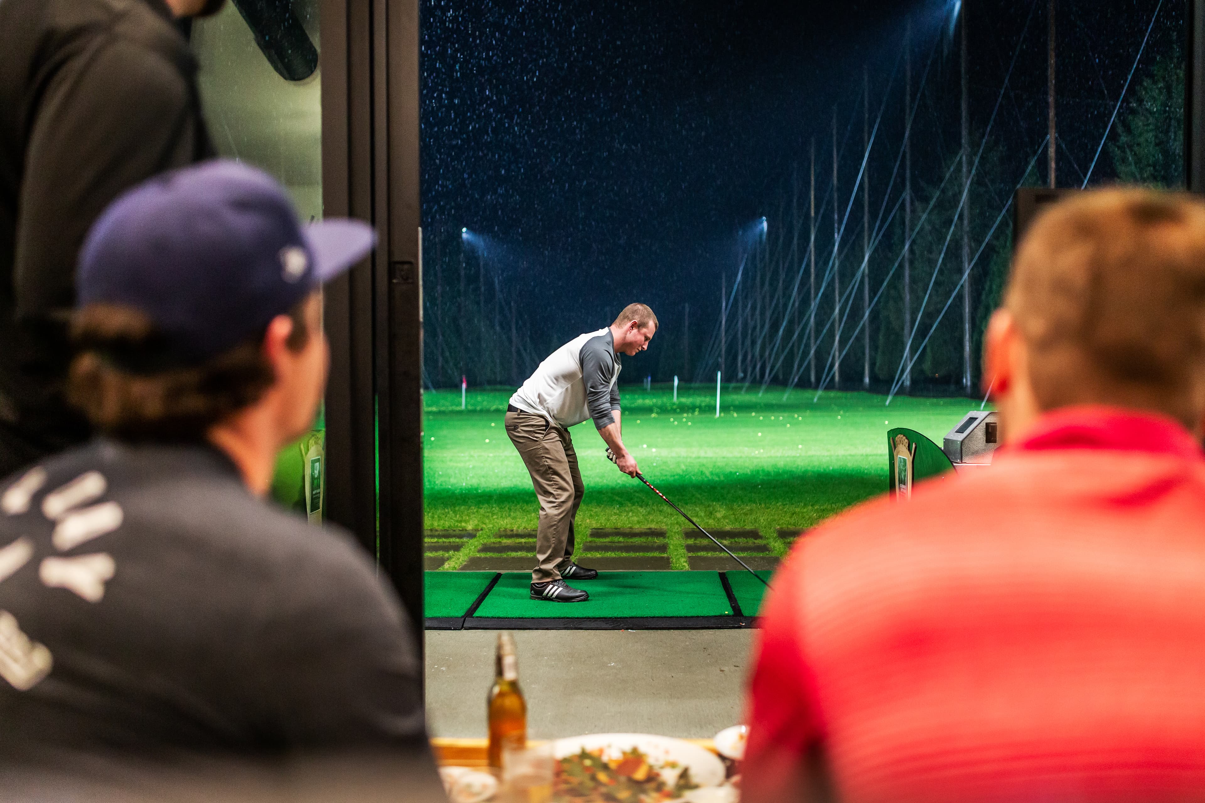 Velocity Lounge & Driving Range - Image 2