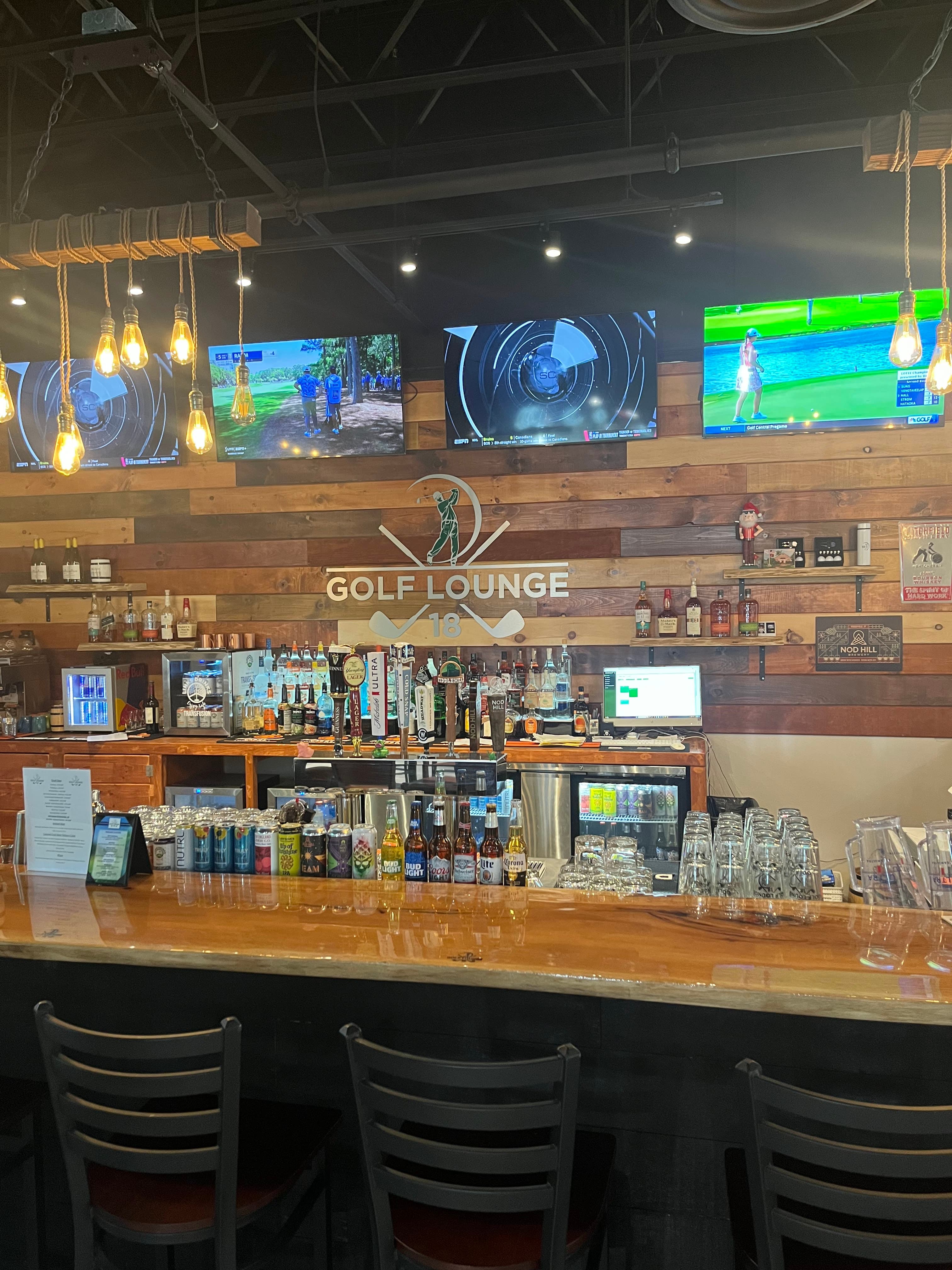 Golf Lounge 18 - Image 7