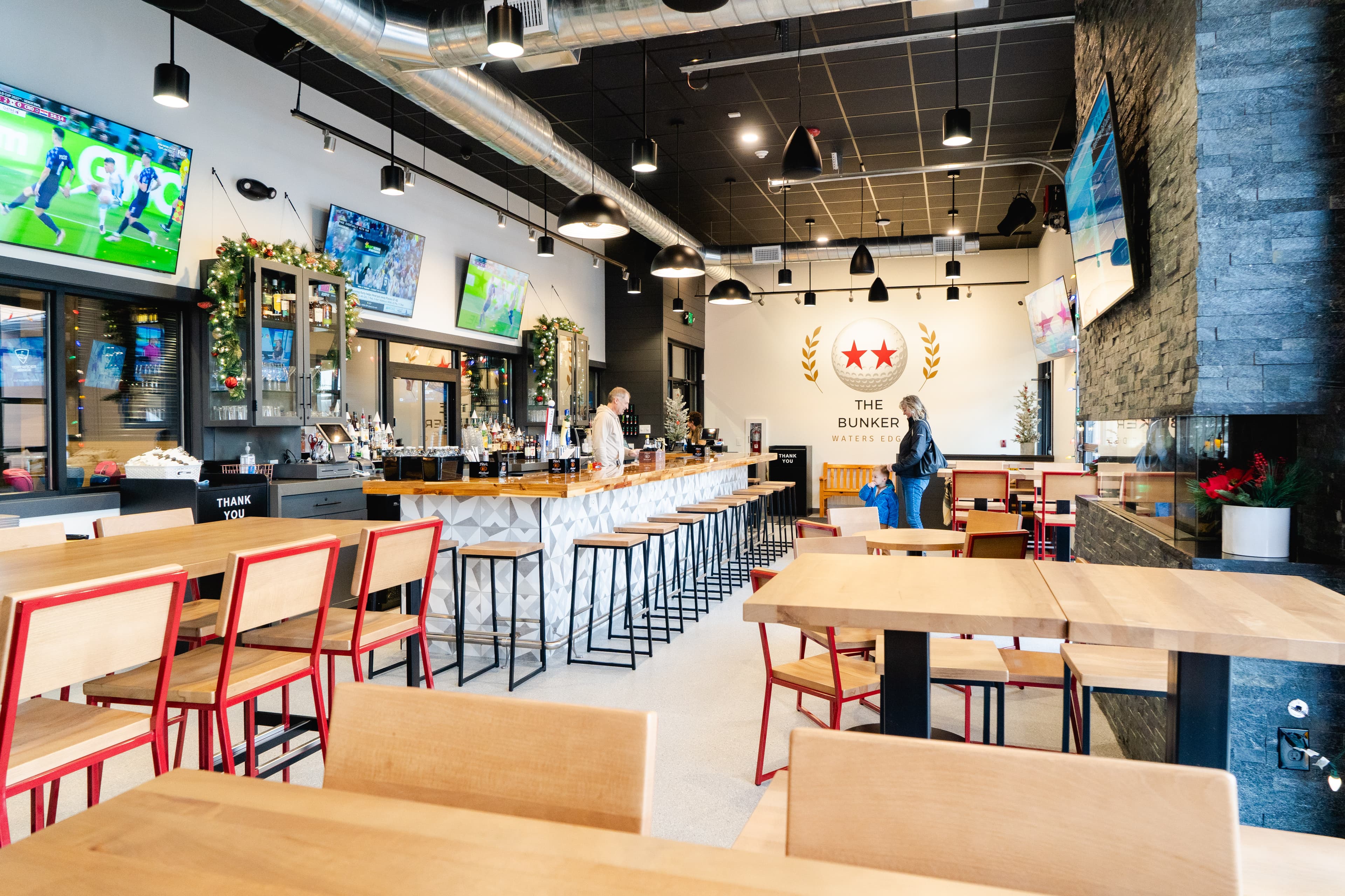 Waters Edge Golf Course - Image 7