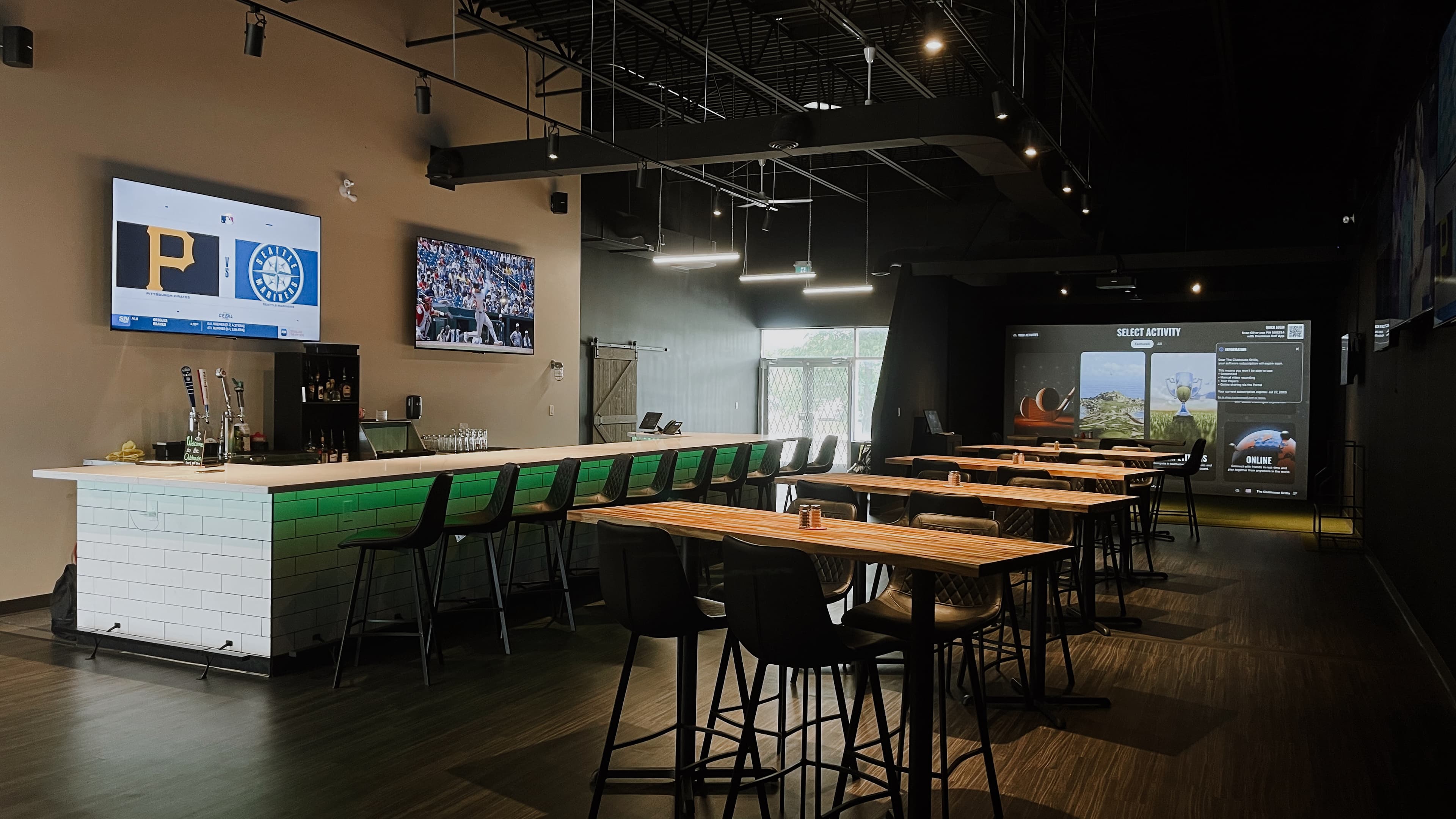 The Clubhouse Bar & Golf Sim - Image 1