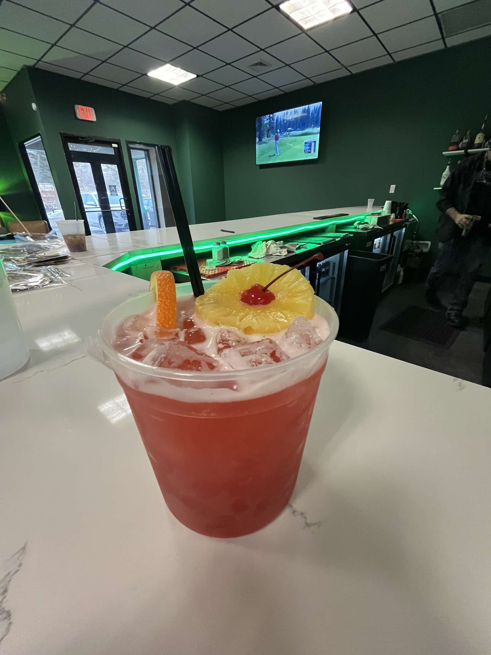 Green Room Sports Lounge - Image 7