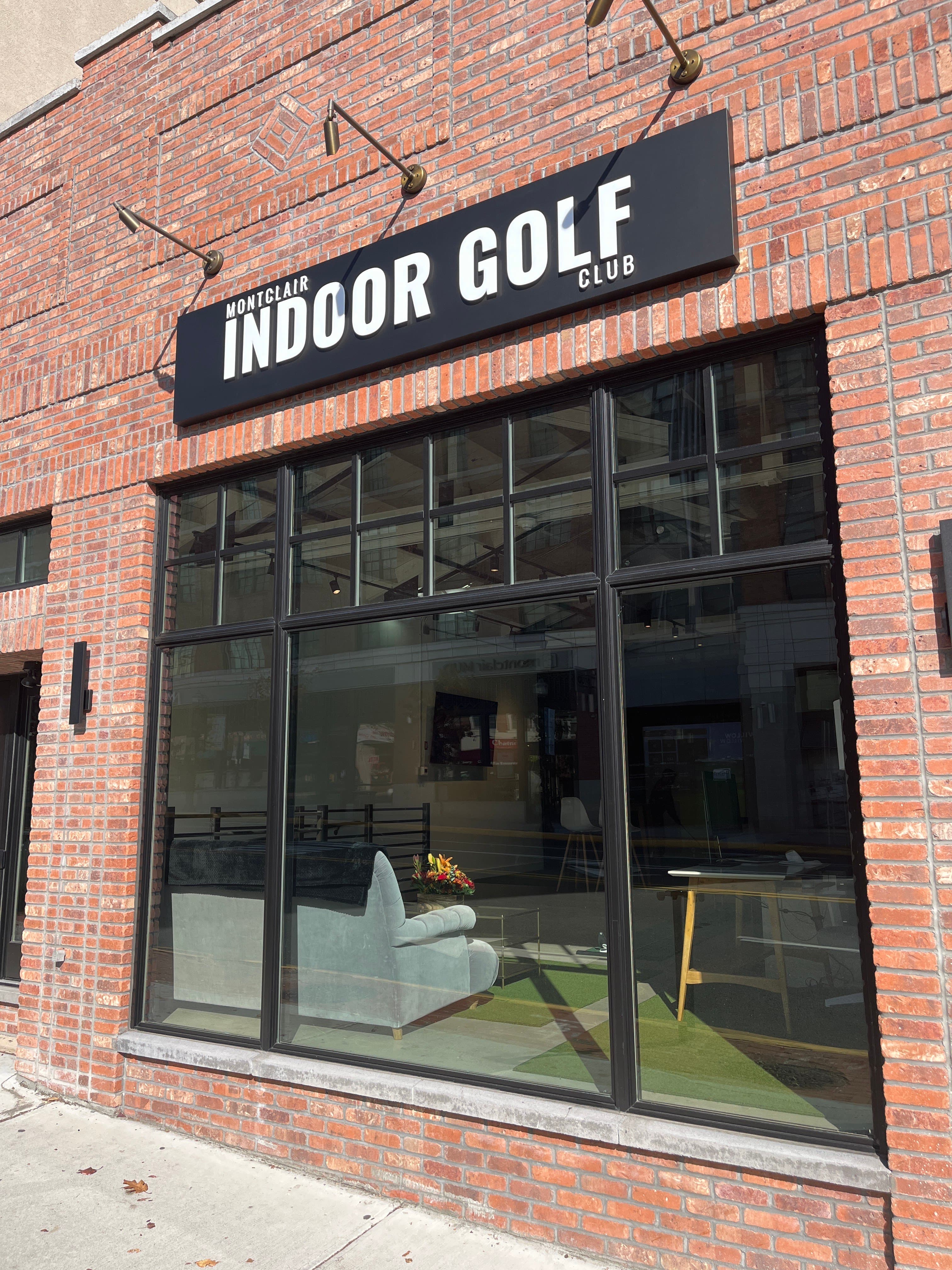 Montclair Indoor Golf Club - Image 2