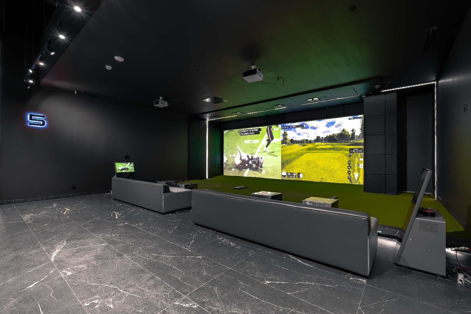 Happy Gilmore Golf Lounge - Image 1