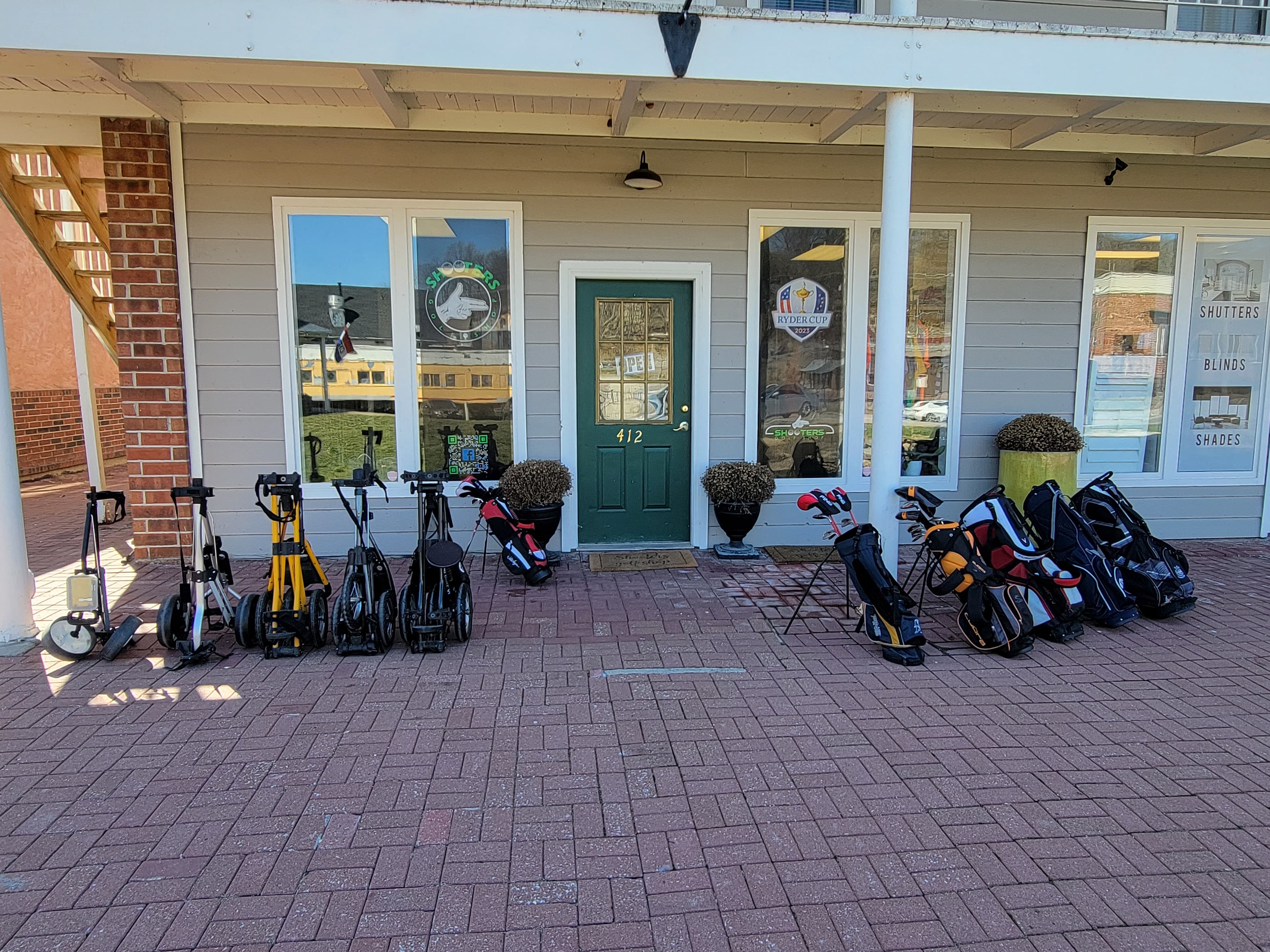 Shooters Golf Shop - Image 2