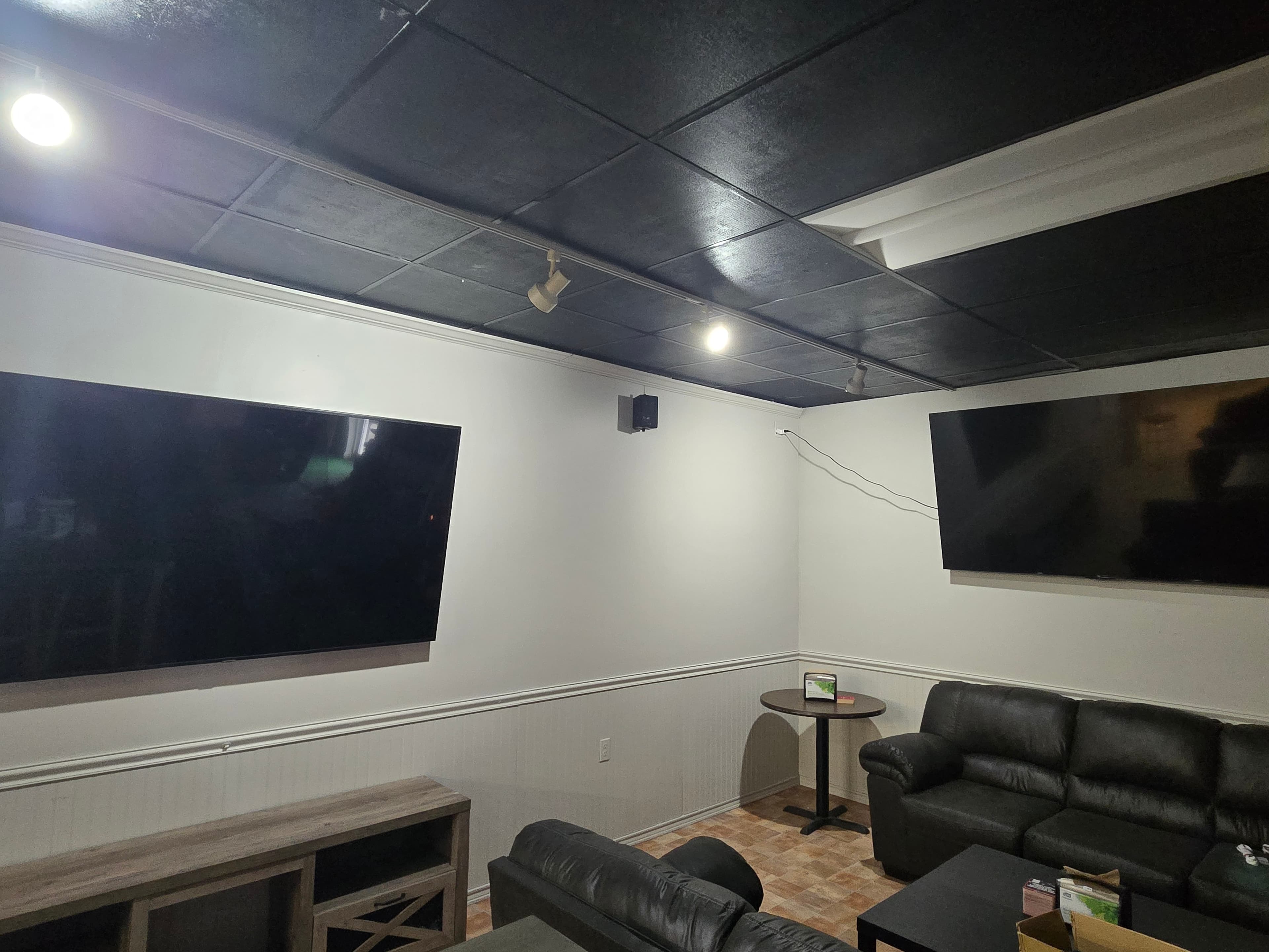 Ellsworth Indoor Golf & Grill - Image 3