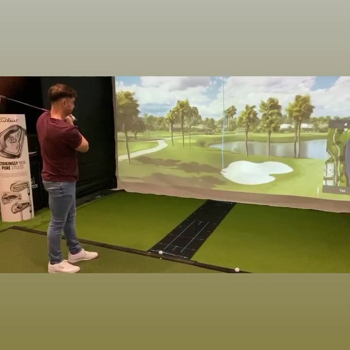 Langley Park Golf Studio - Image 1