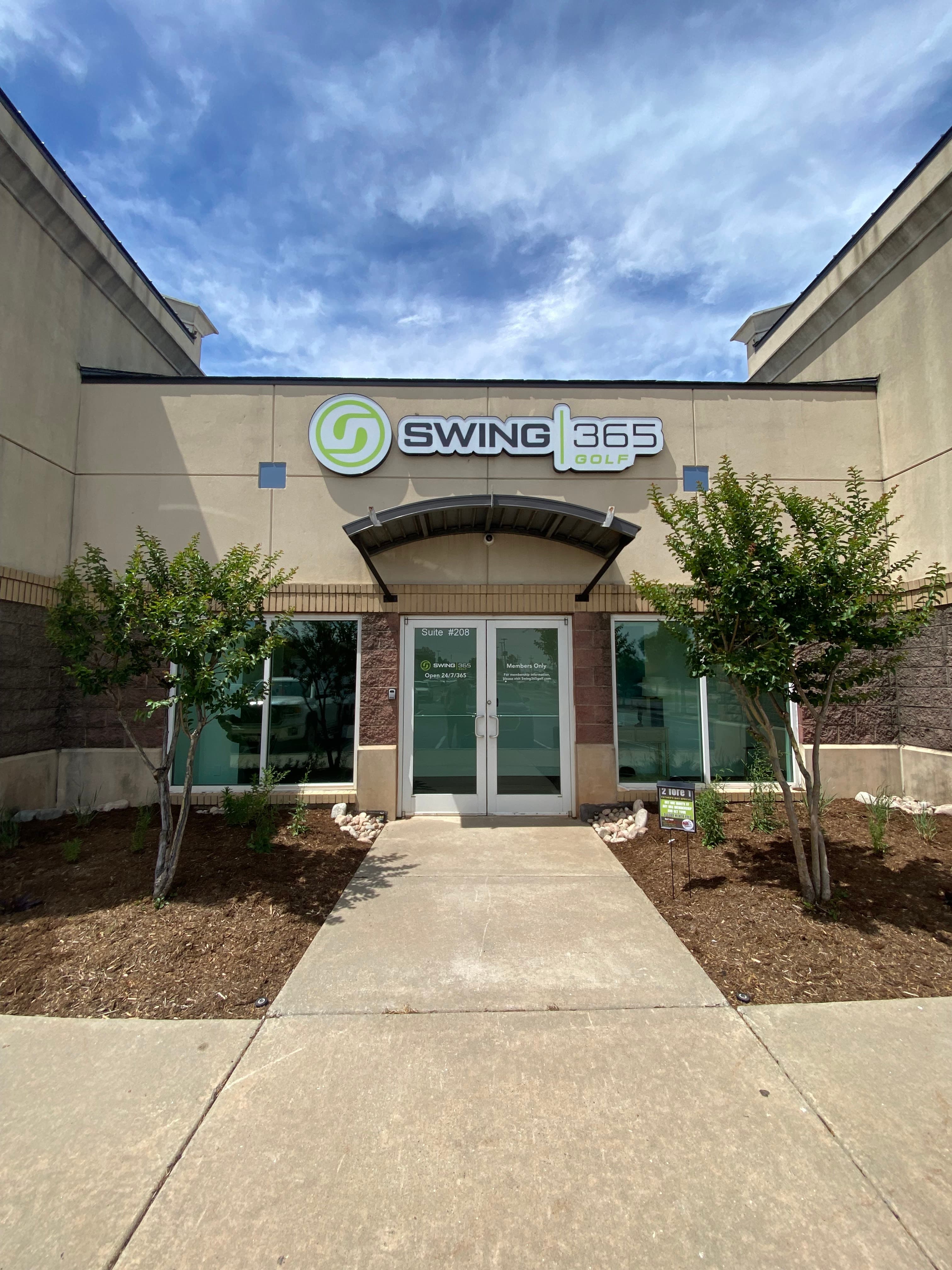 Swing 365 Golf - Image 2